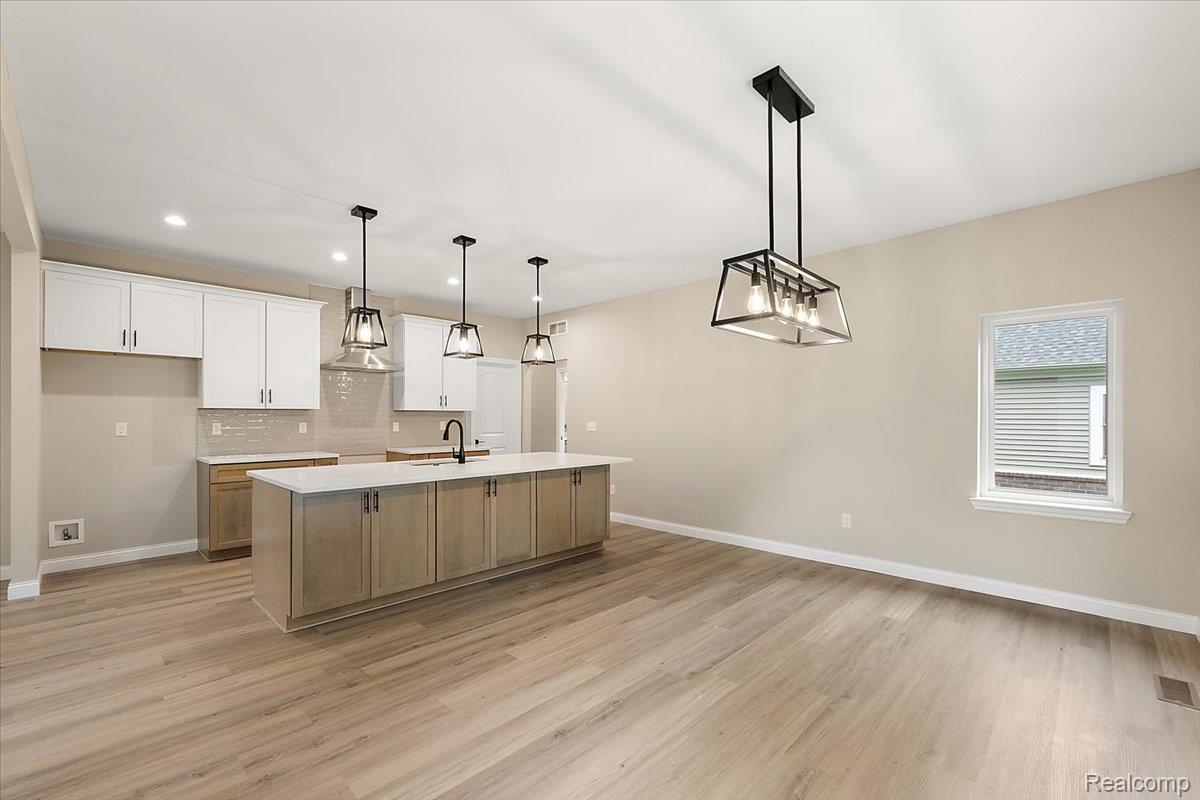 49241 London Bridge Drive Property Photo 21