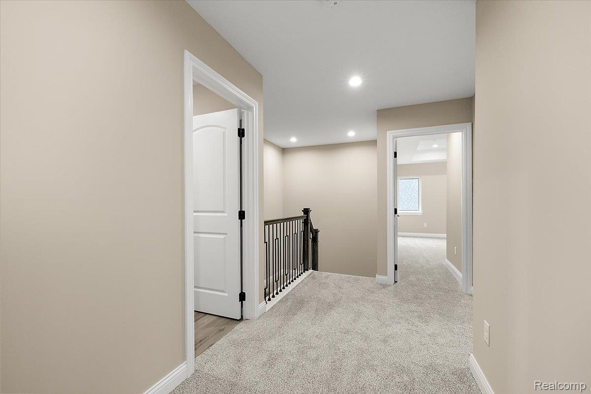 49241 London Bridge Drive Property Photo 27