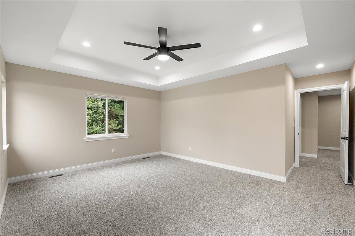 49241 London Bridge Drive Property Photo 29