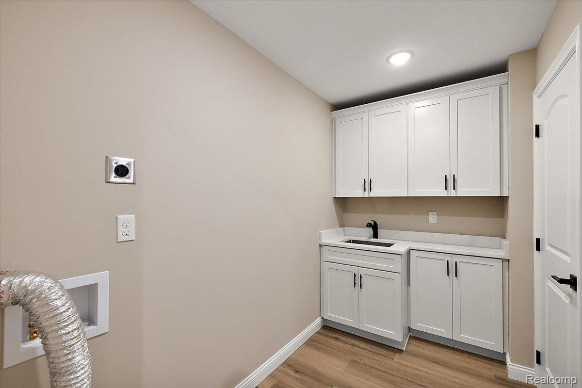 49241 London Bridge Drive Property Photo 38