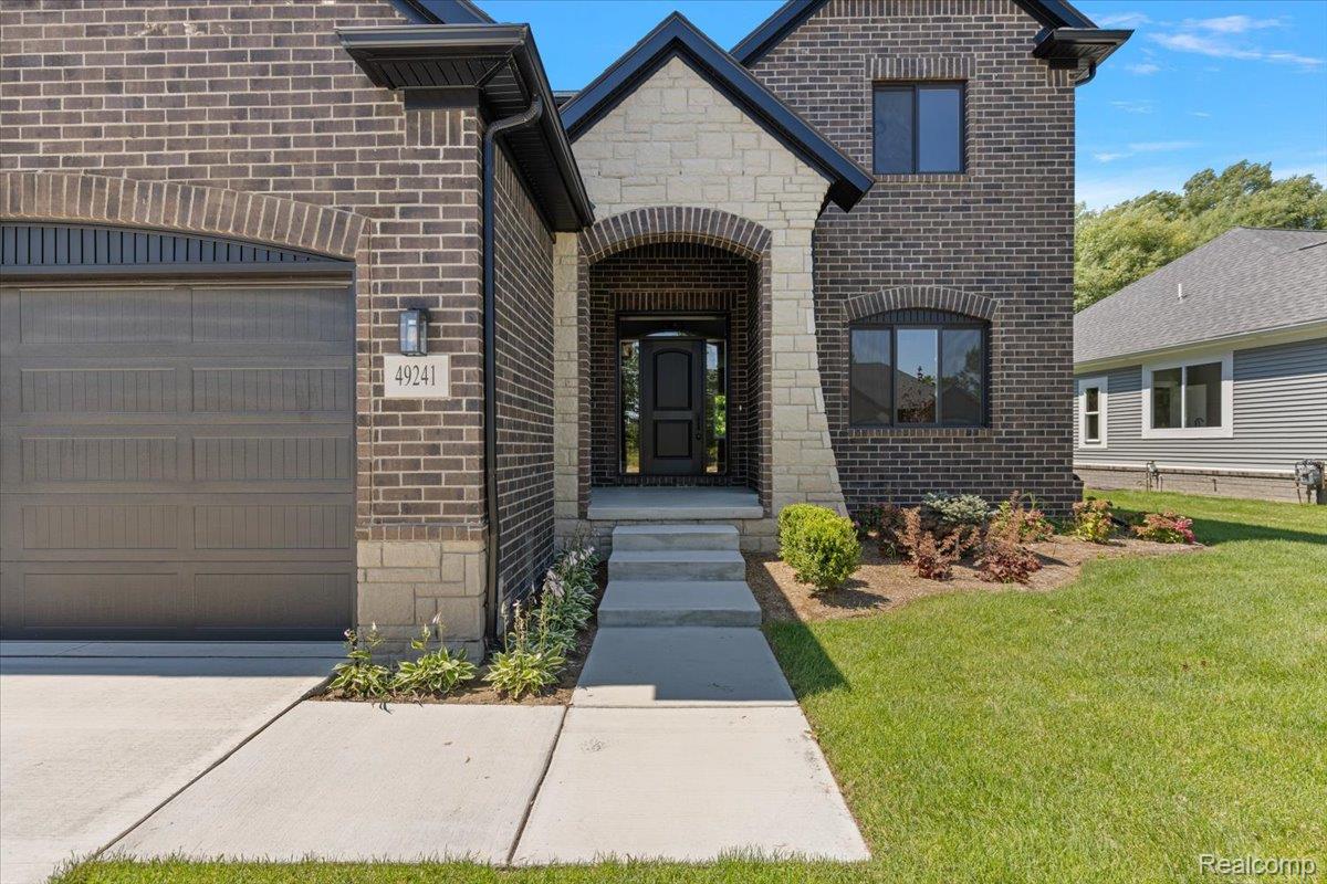 49241 London Bridge Drive Property Photo 61
