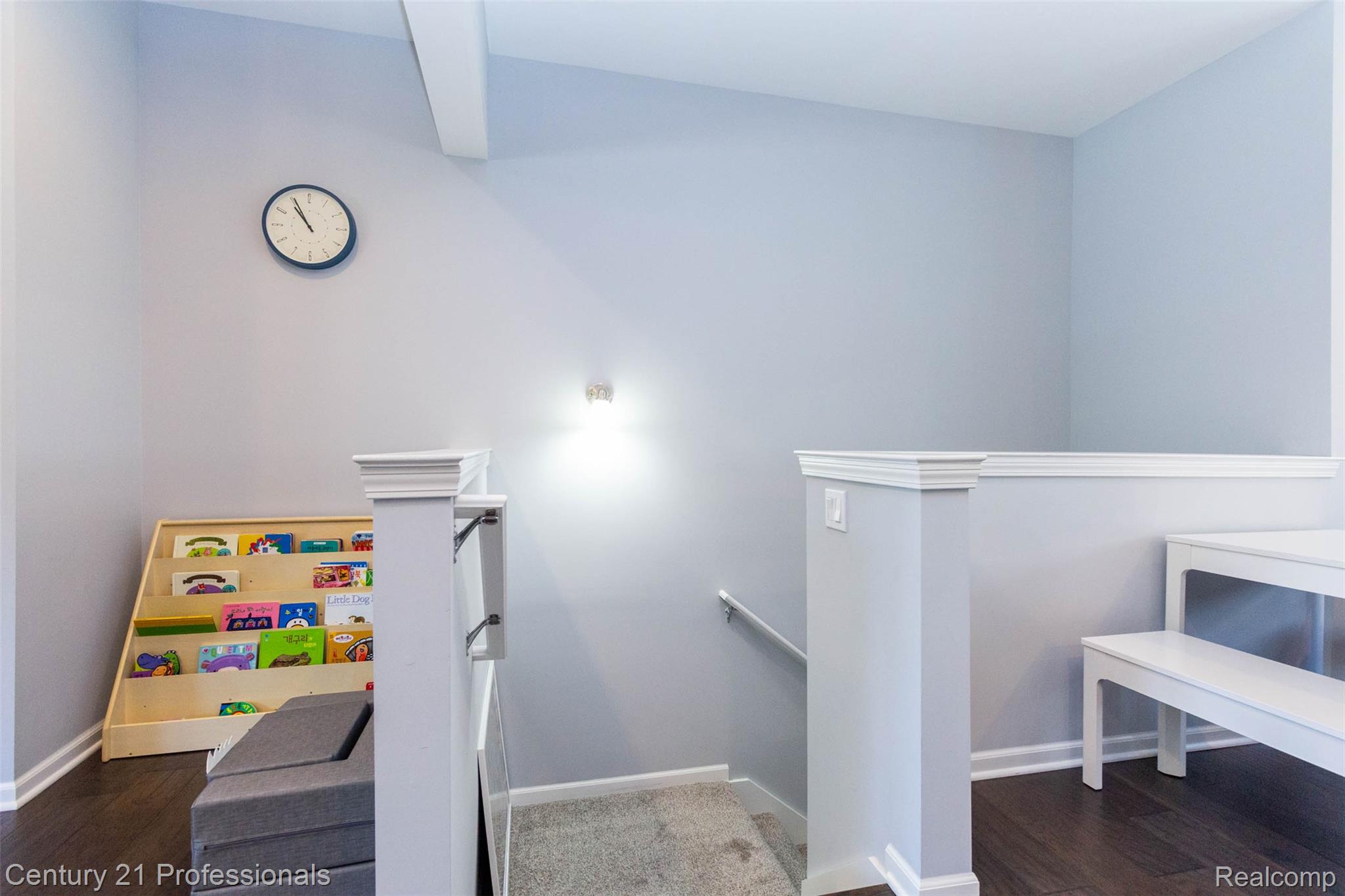 57 Kaprol Drive Property Photo 5