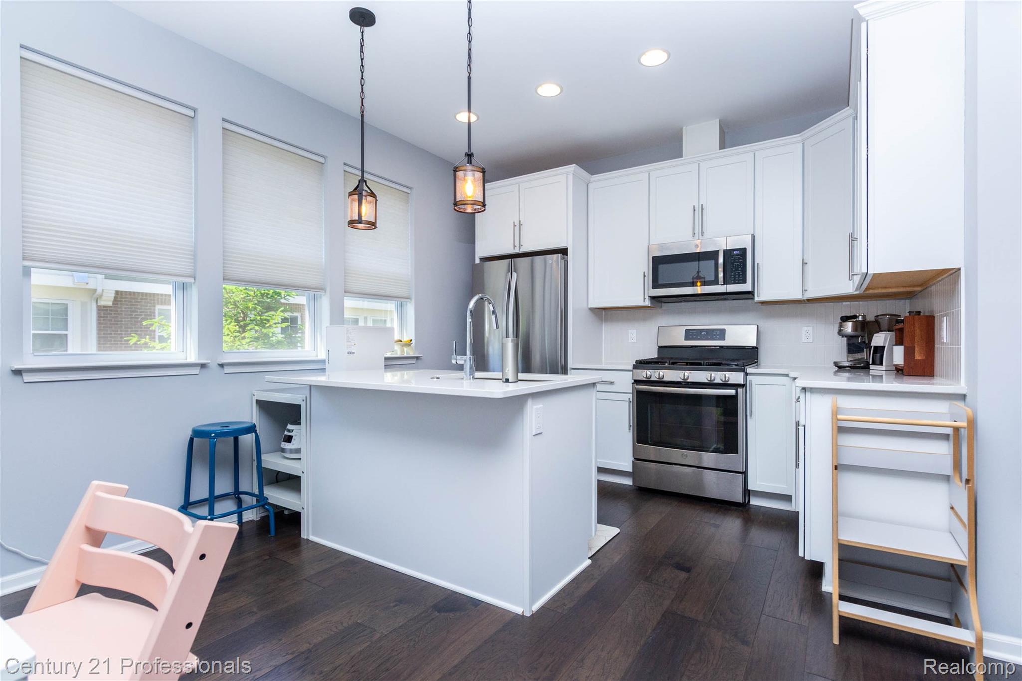 57 Kaprol Drive Property Photo 13