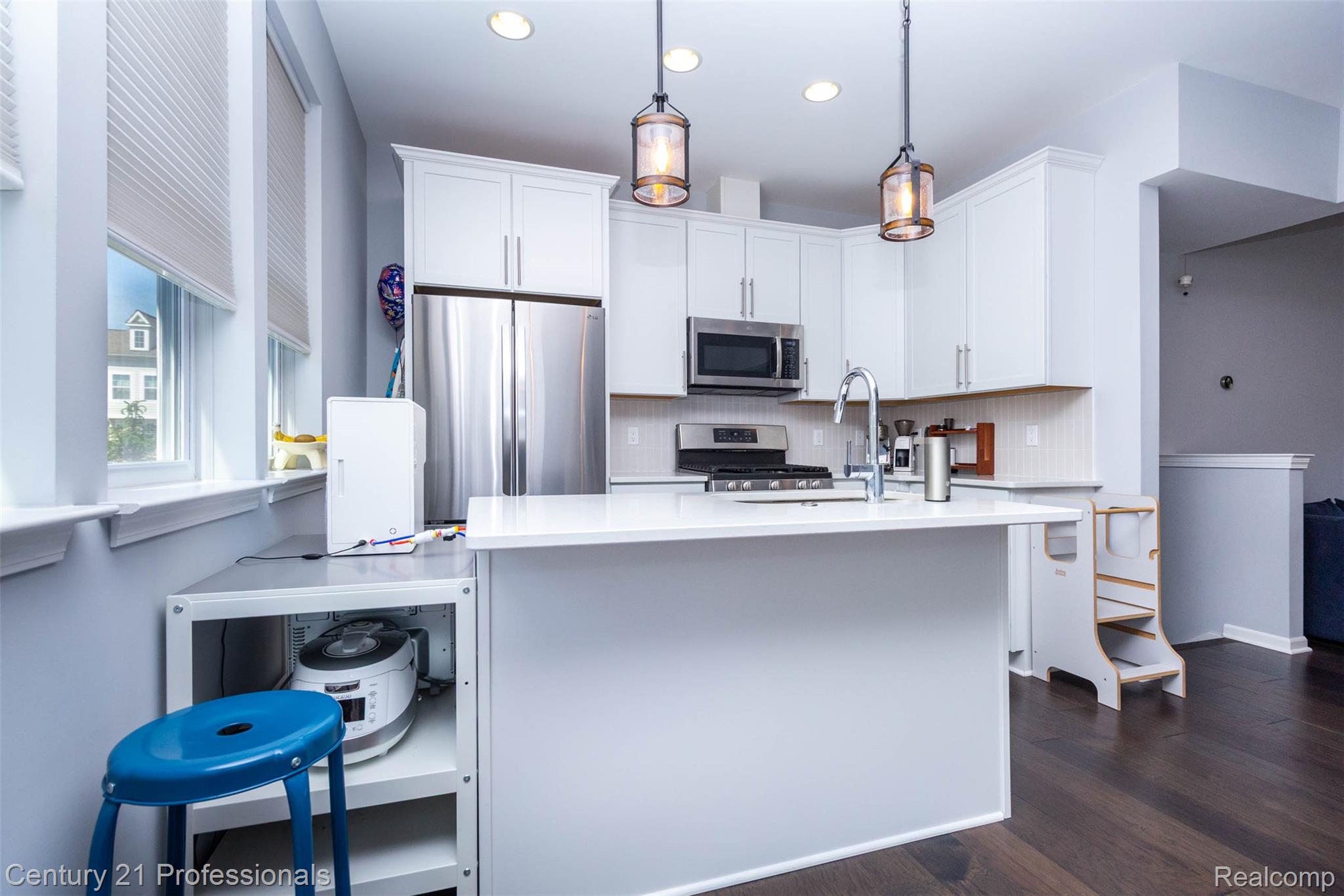 57 Kaprol Drive Property Photo 14