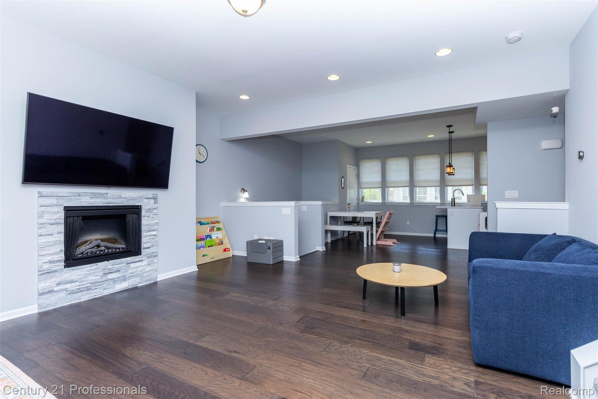 57 Kaprol Drive Property Photo 36