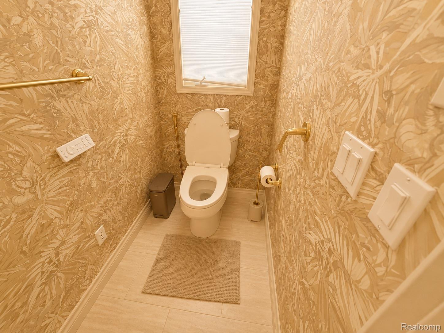 24750 Franklin Farms Drive Property Photo 36