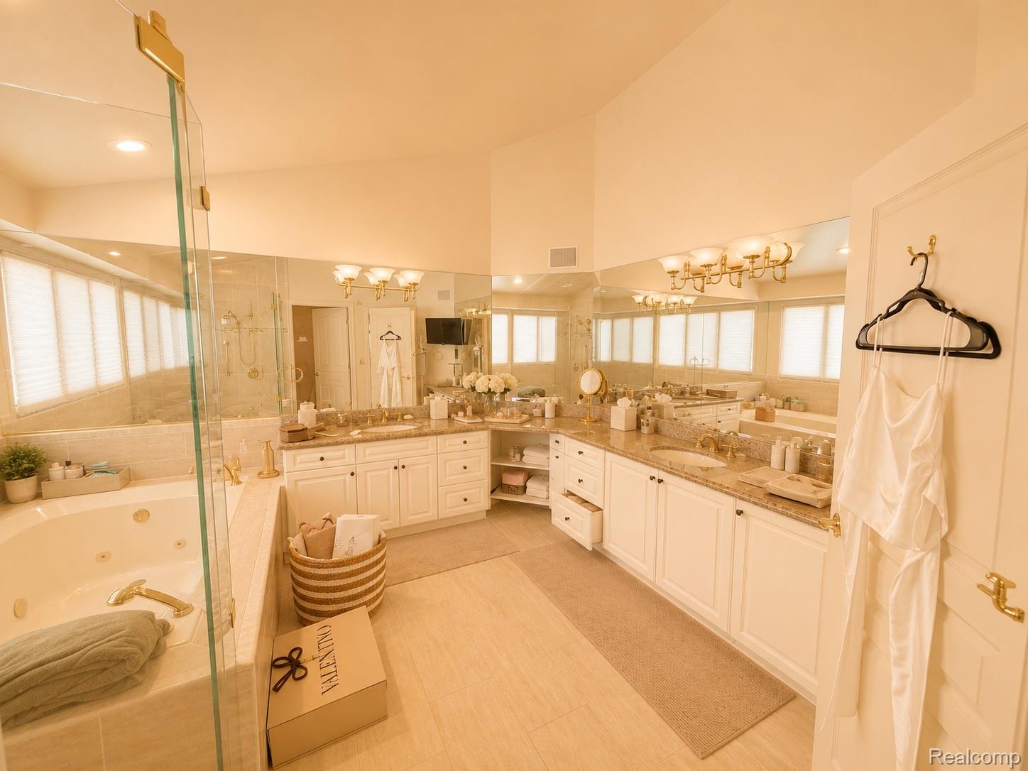 24750 Franklin Farms Drive Property Photo 37