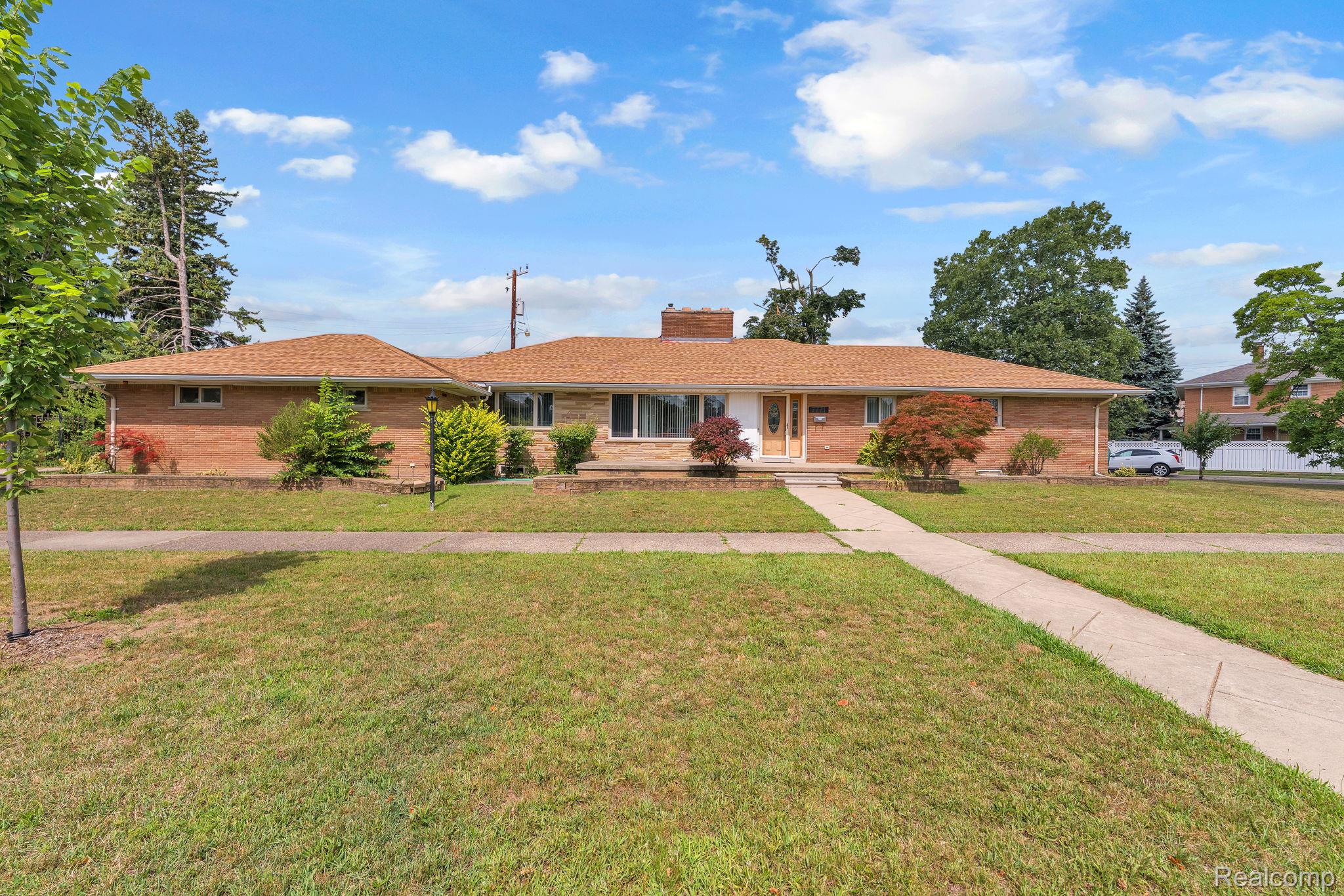 7771 Esper Boulevard Property Photo 1
