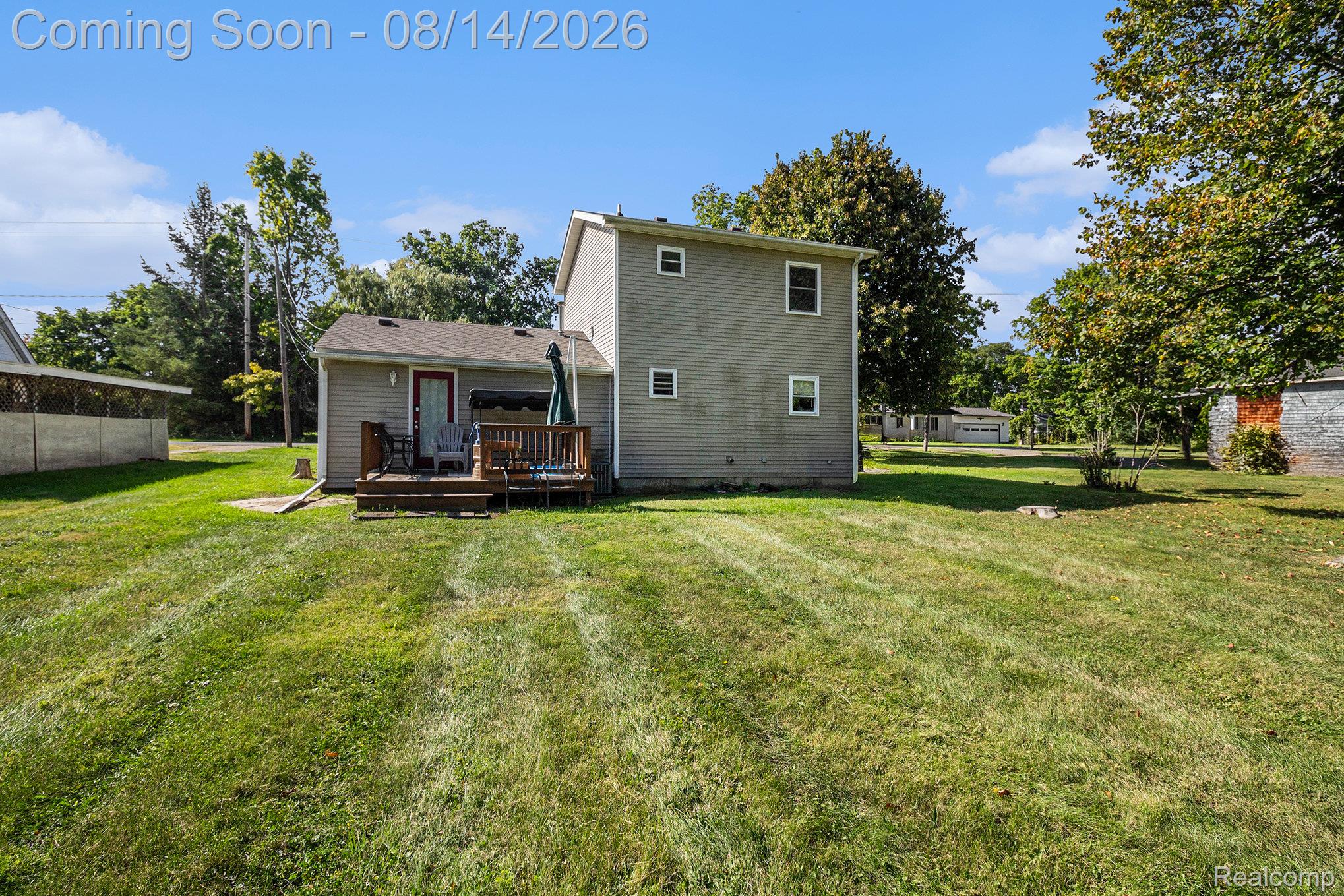 415 E Oliver Street Property Photo 17