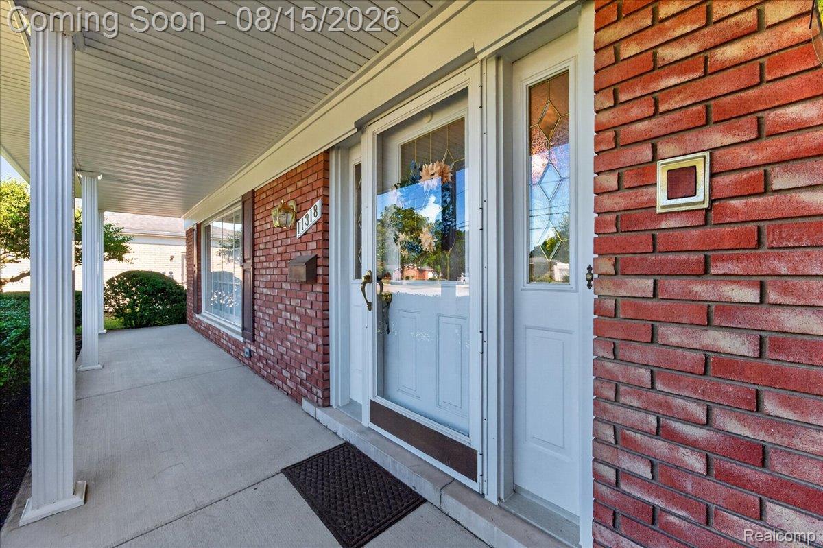 11318 Masonic Boulevard Property Photo 5
