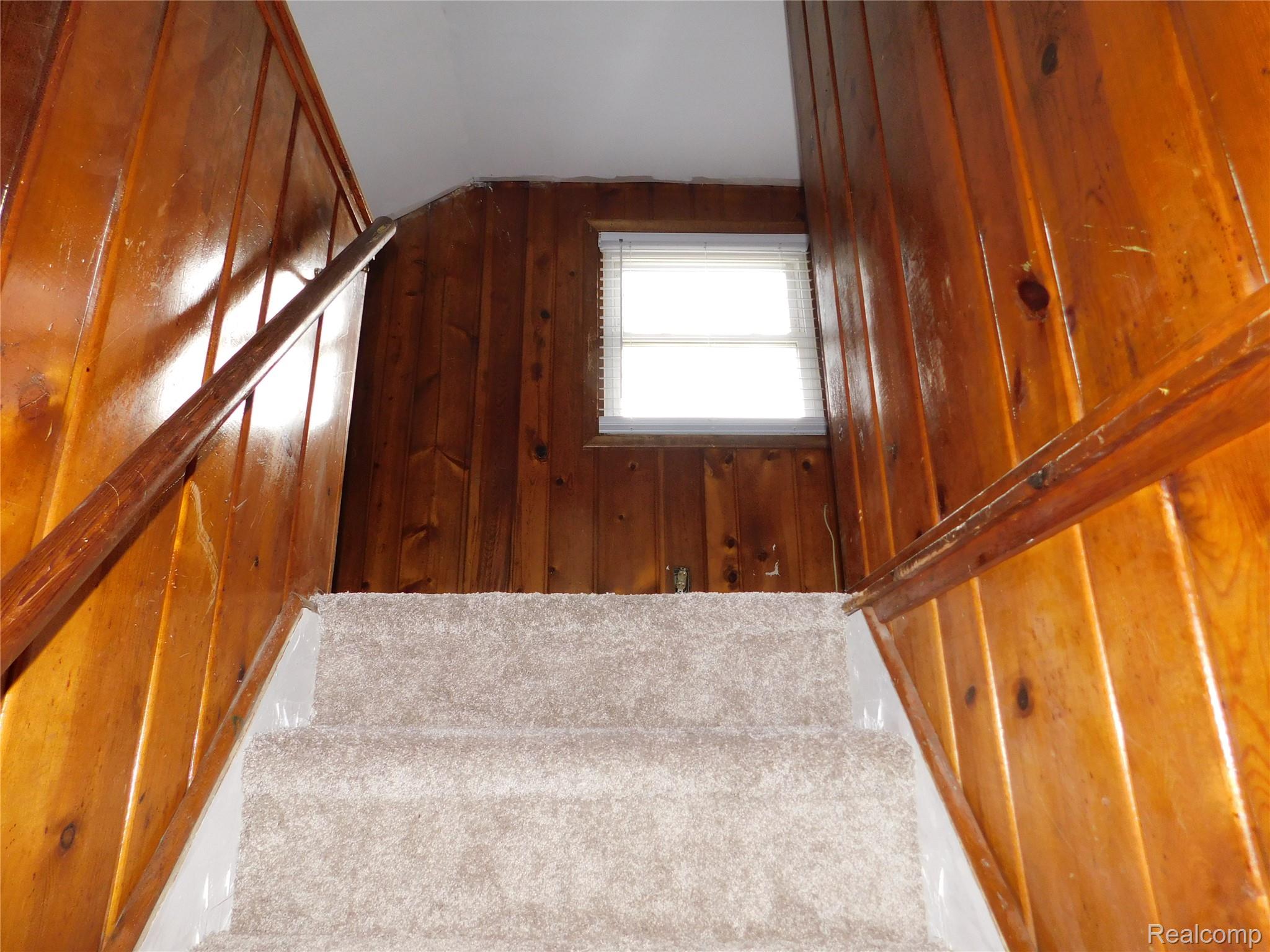 8219 Marlowe Street Property Photo 15