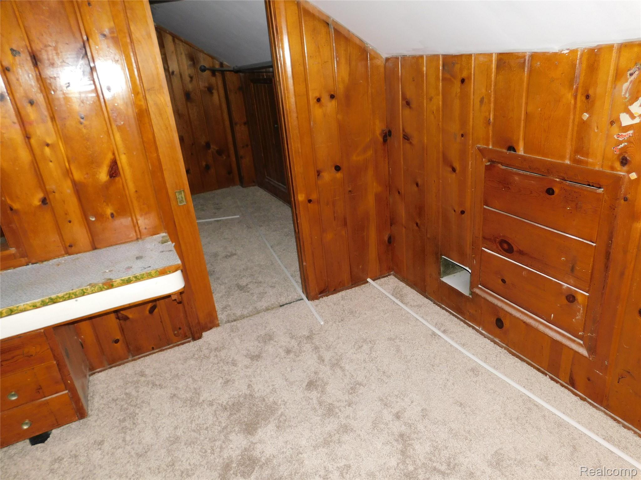 8219 Marlowe Street Property Photo 16
