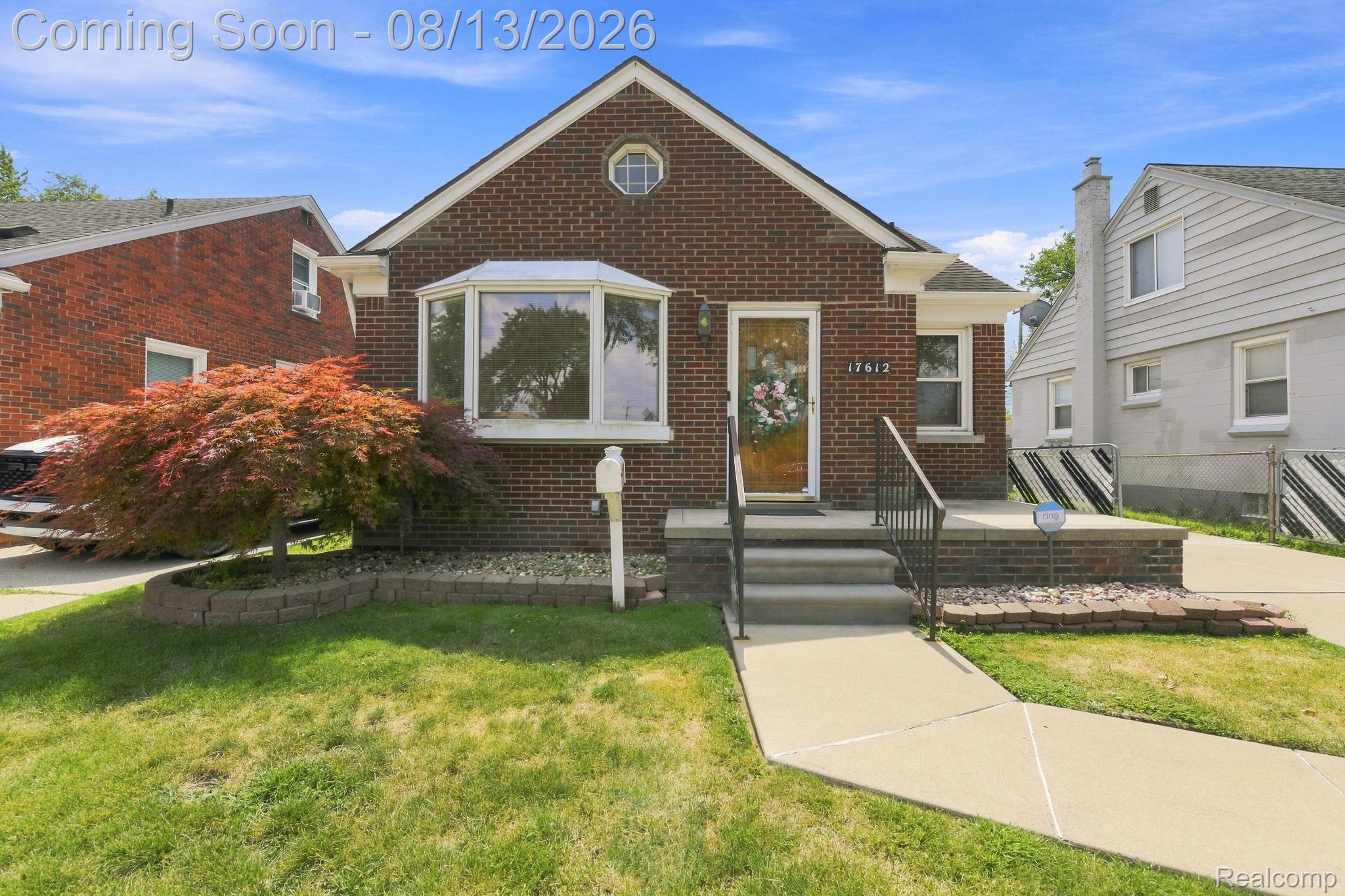 17612 Sprenger Avenue Property Photo 1