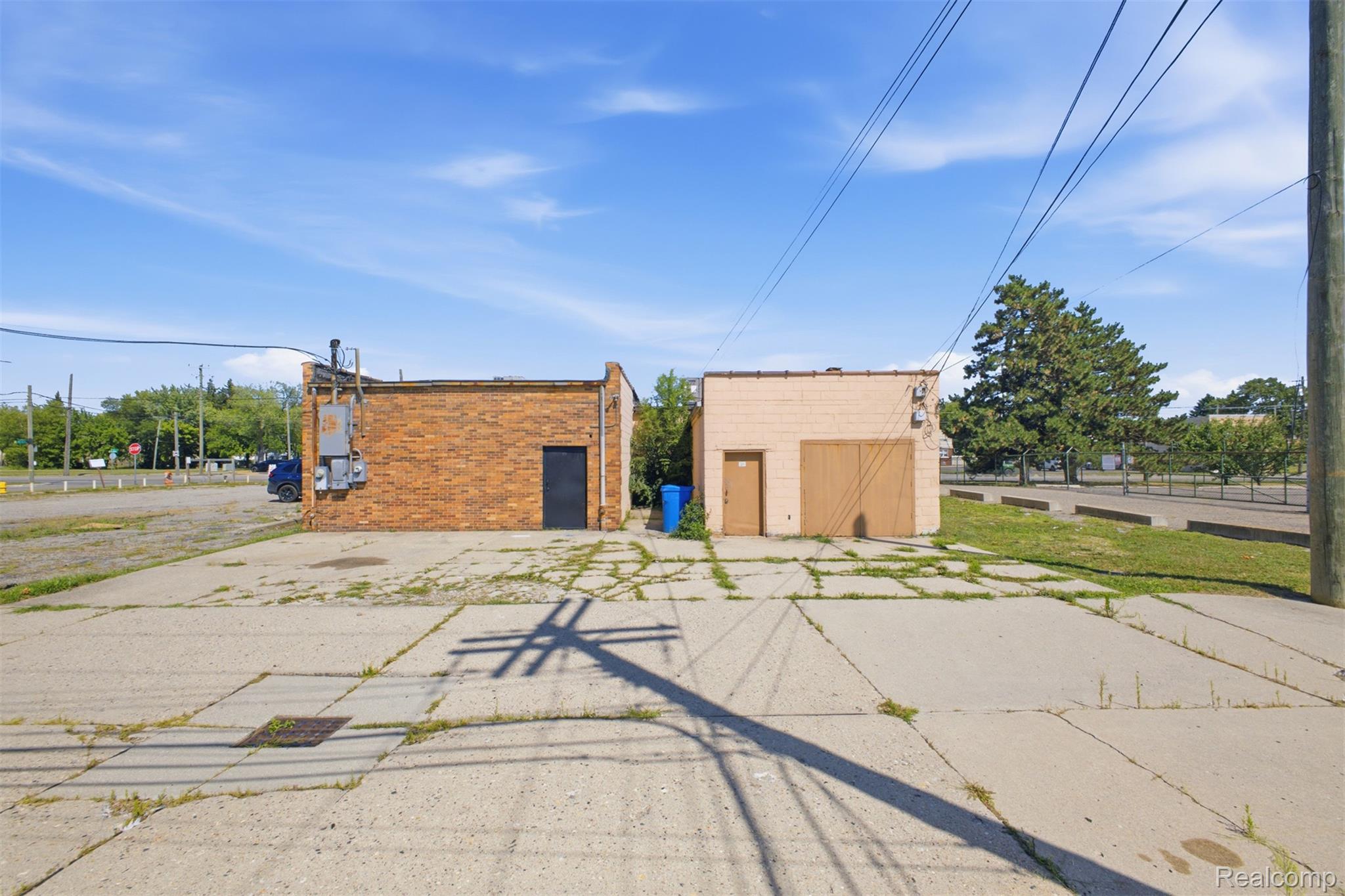 6901 Wyoming Avenue Property Photo 9