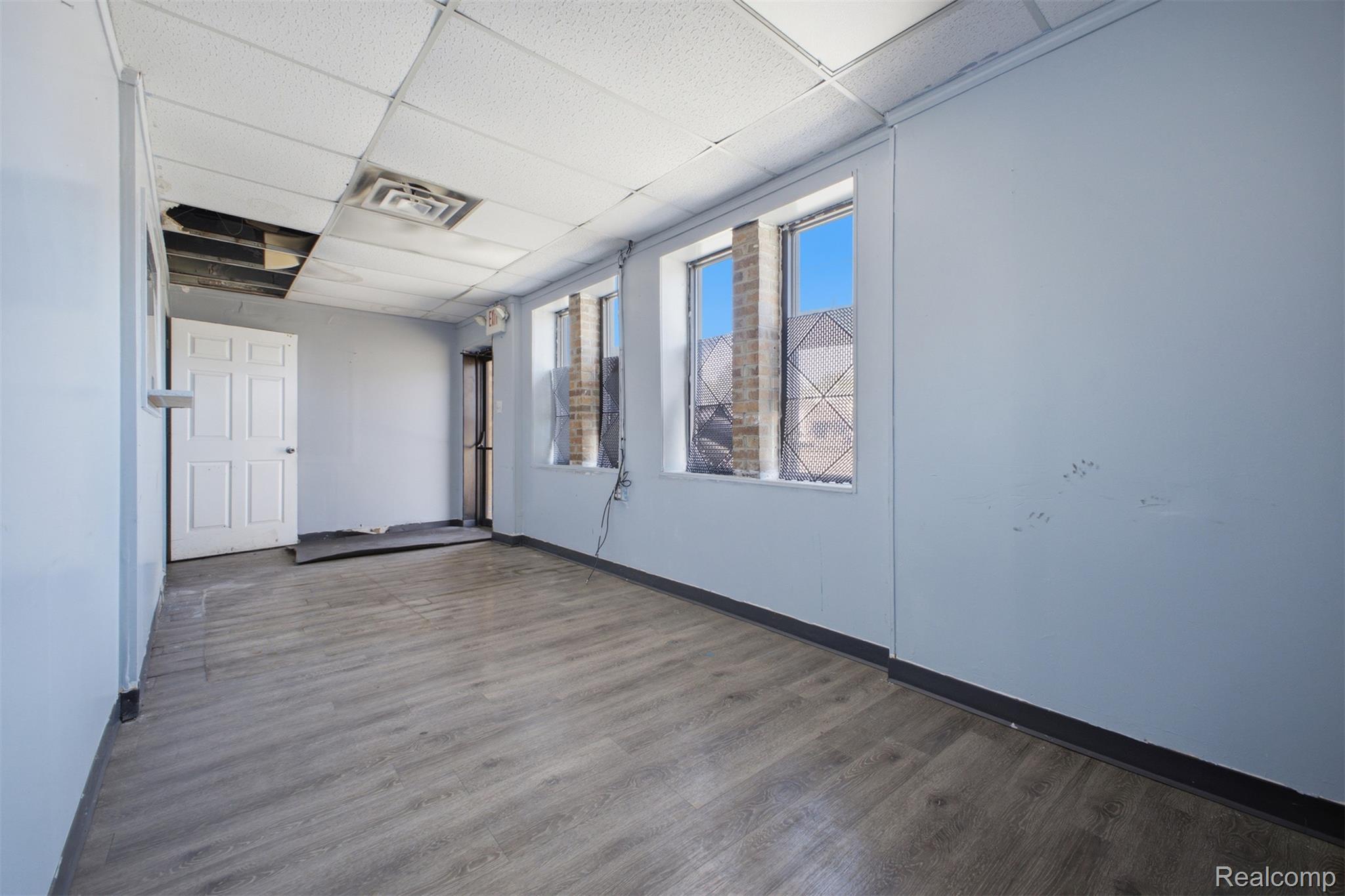 6901 Wyoming Avenue Property Photo 12