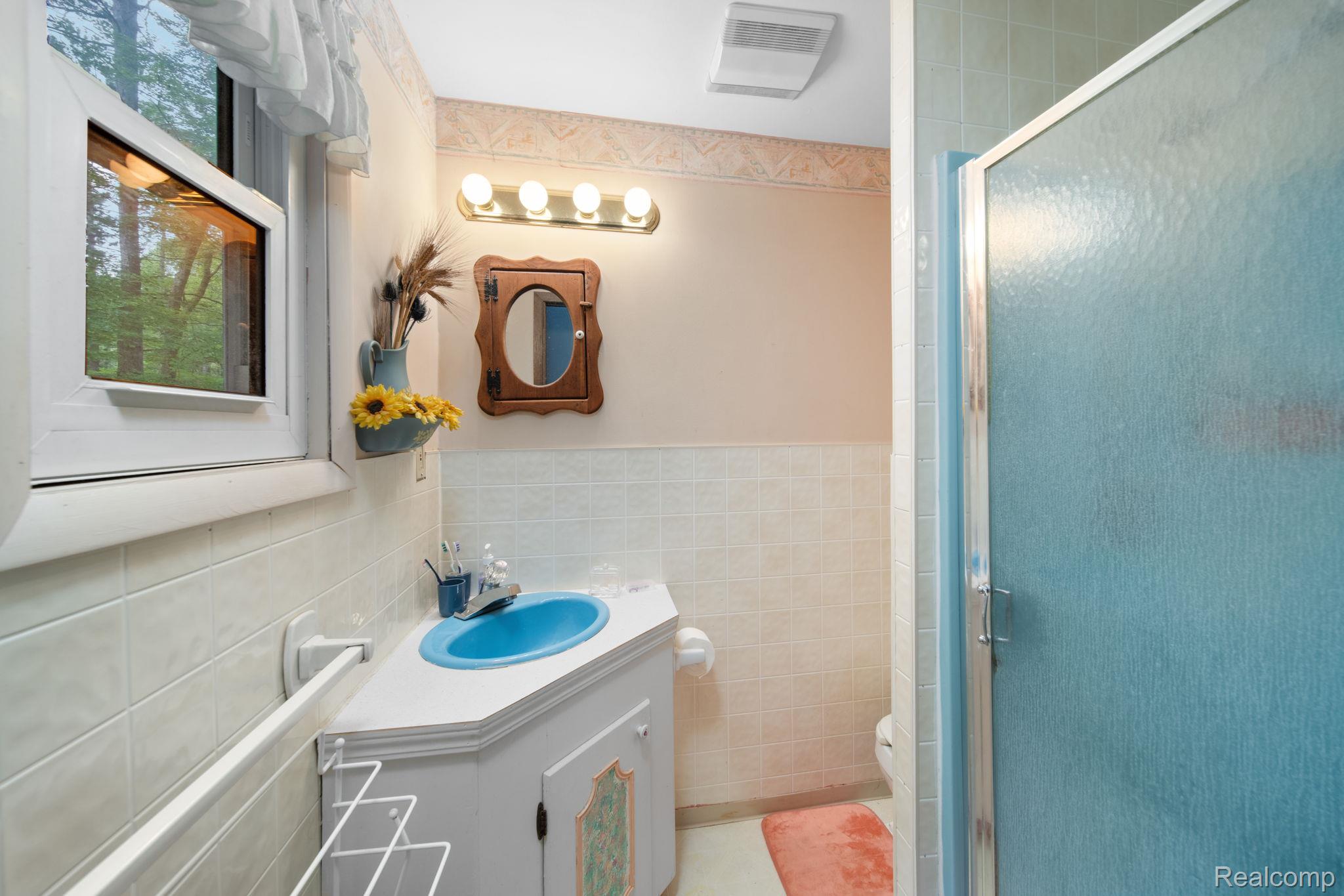 1358 Crawford Avenue Property Photo 17