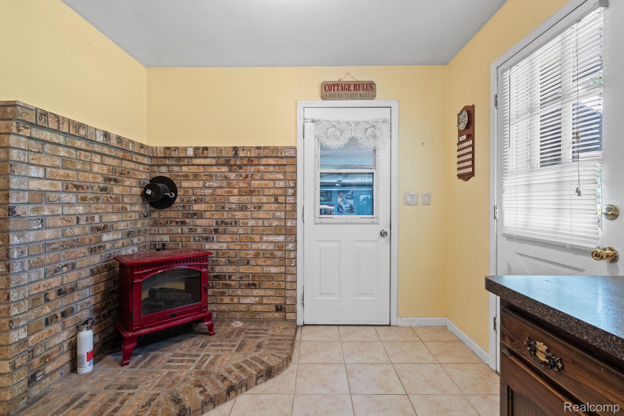 1358 Crawford Avenue Property Photo 33