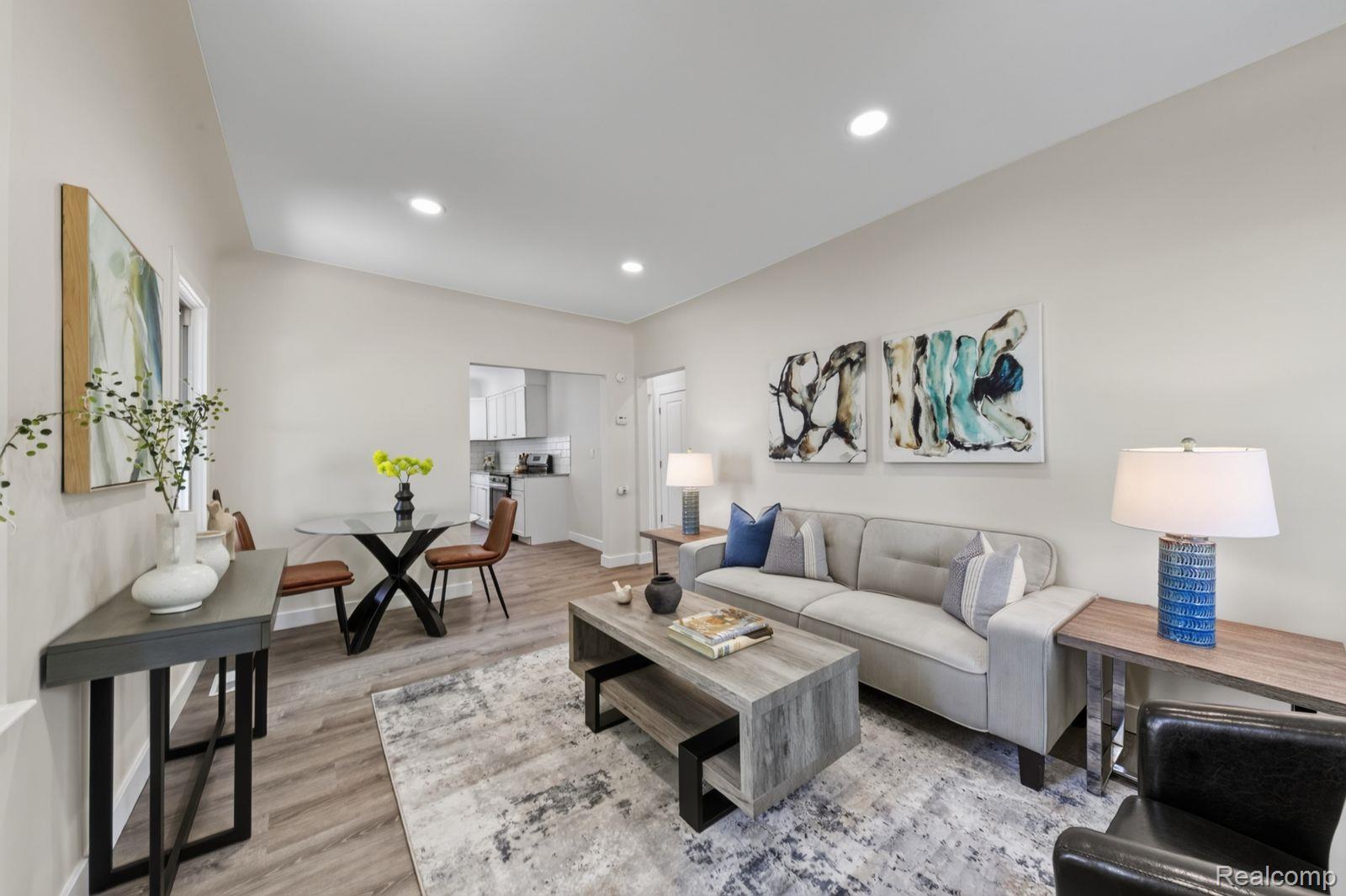 3330 Harris Street Property Photo 6