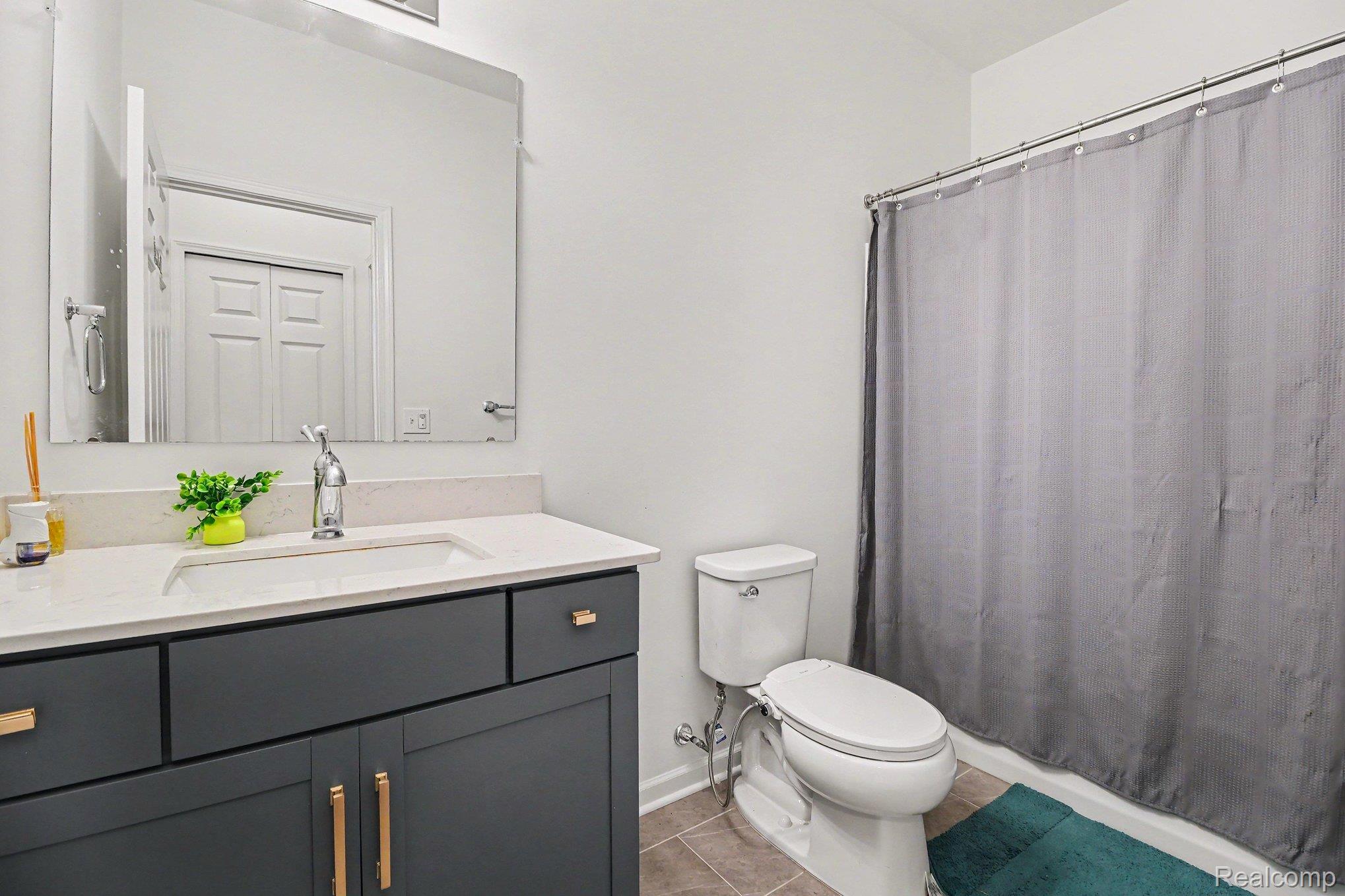 20847 Calabrese Drive Property Photo 11