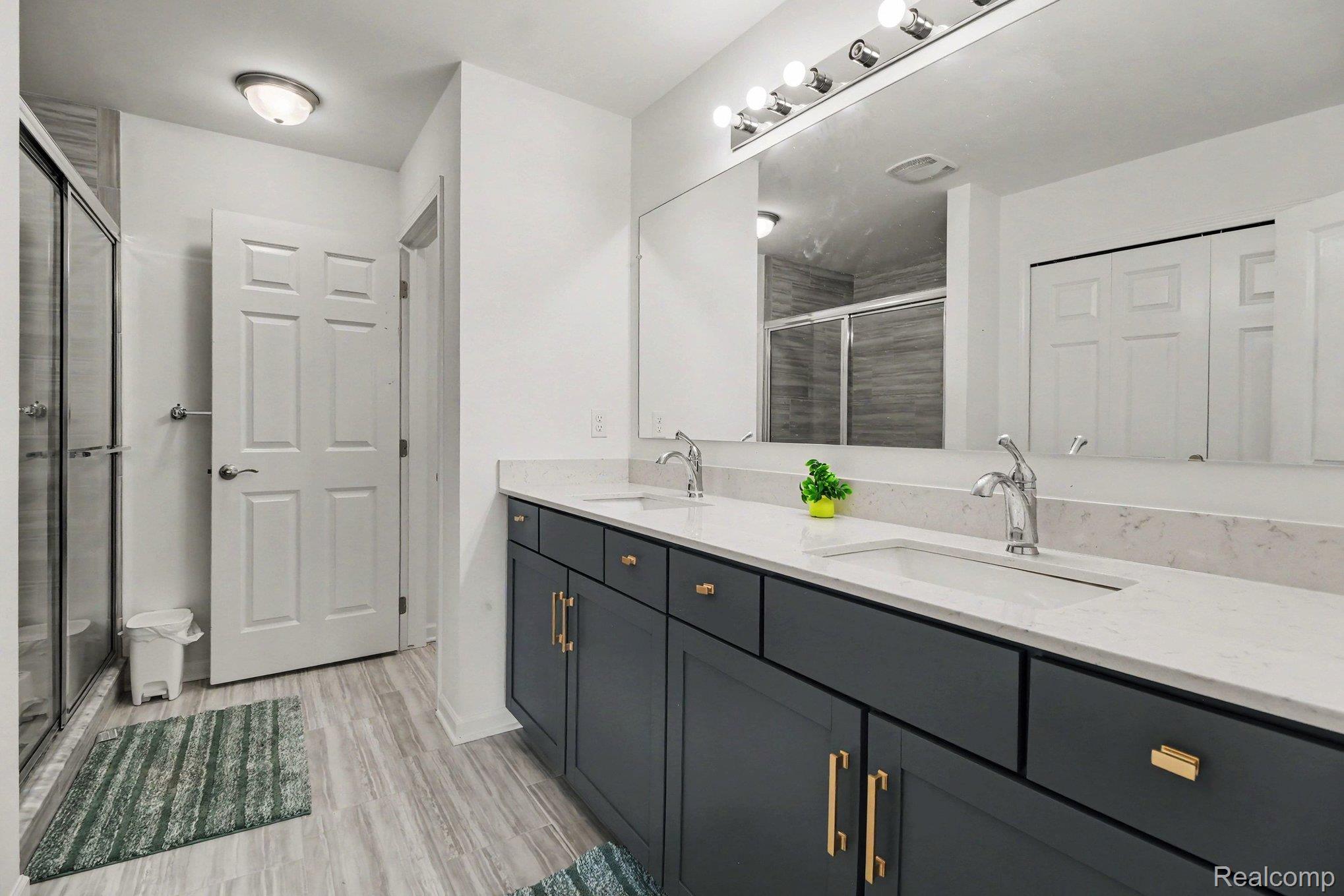 20847 Calabrese Drive Property Photo 13