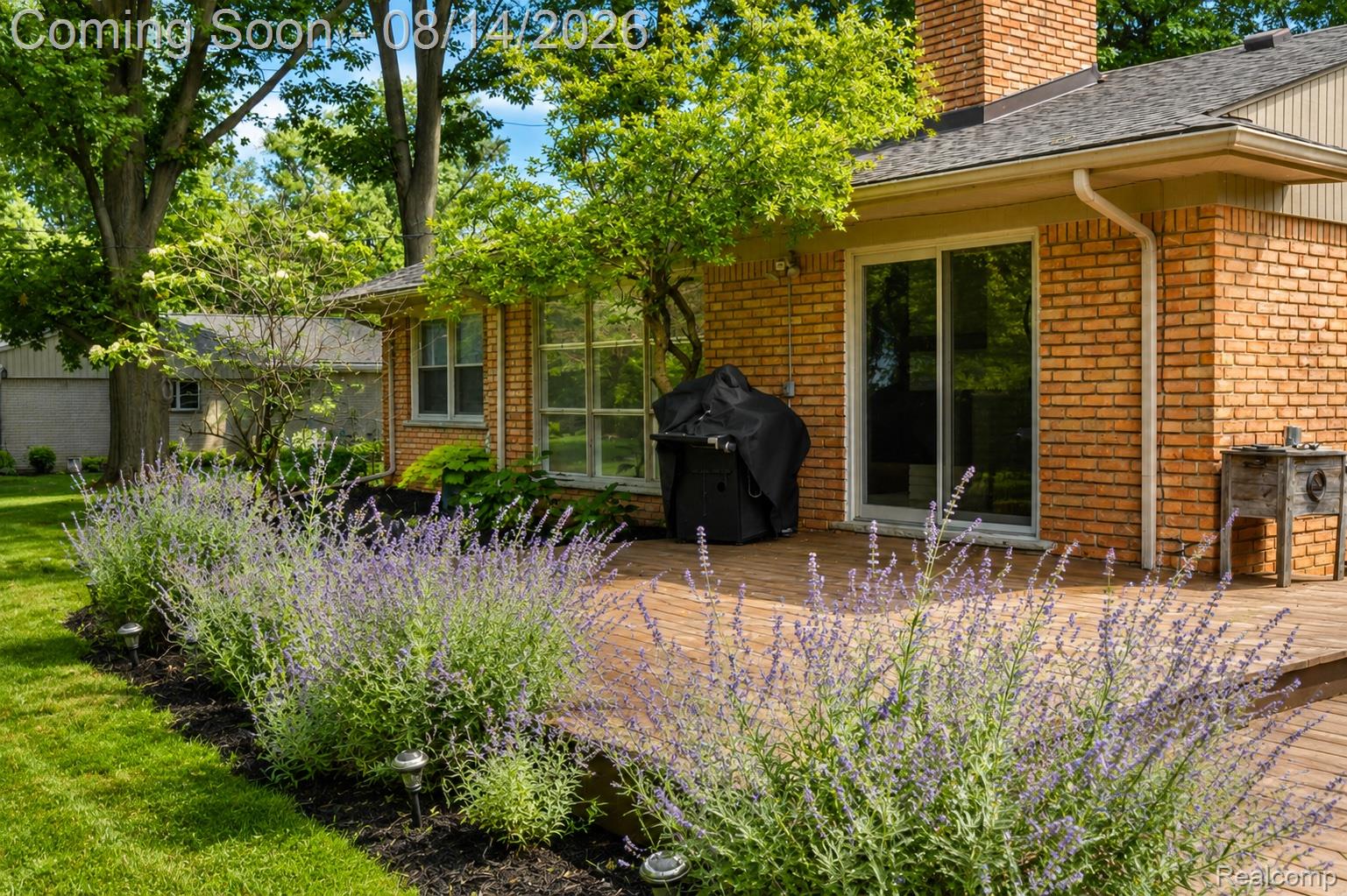 1111 Ashover Drive Property Photo 3