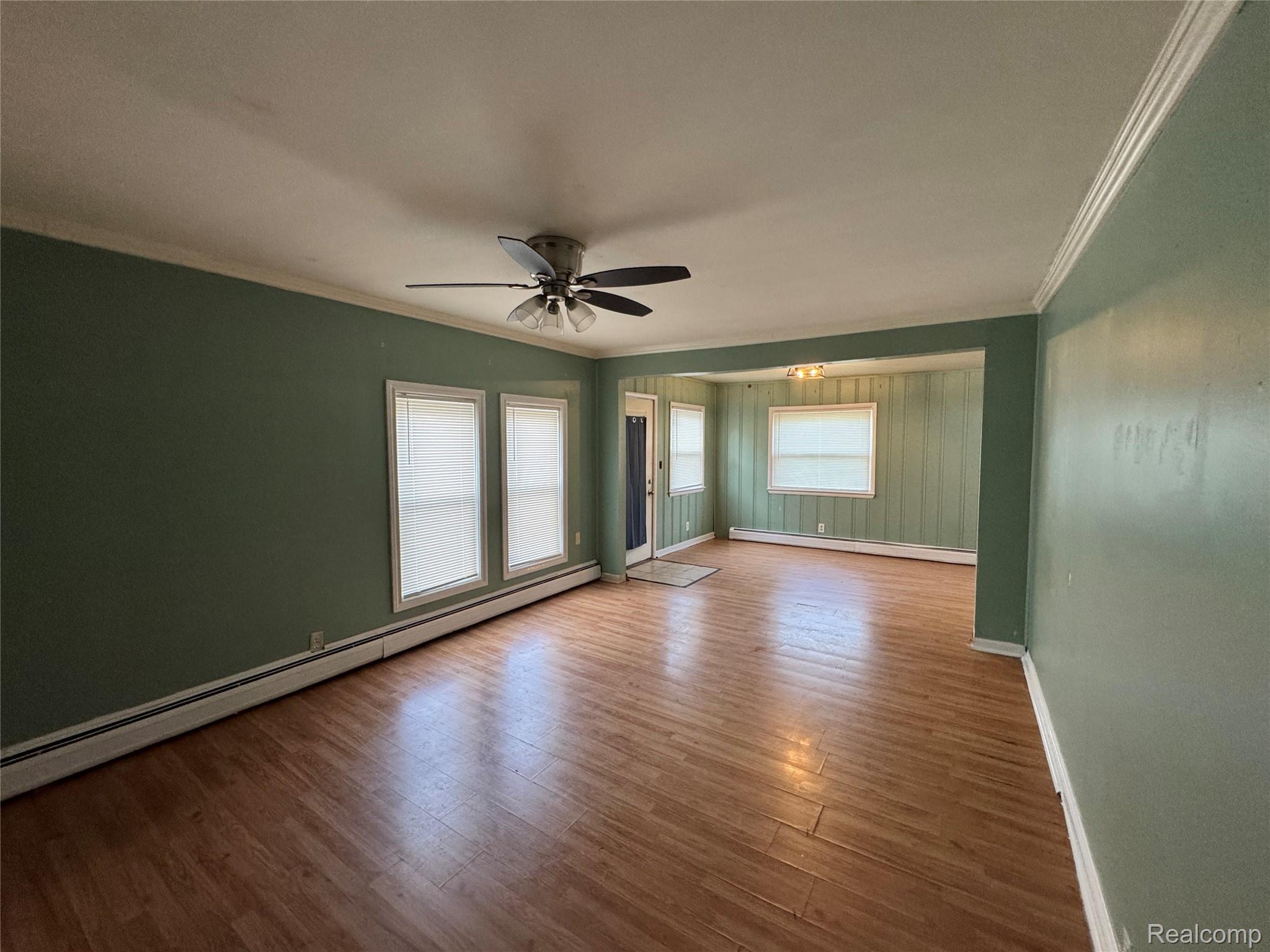 39691 Detroit Street Property Photo 8
