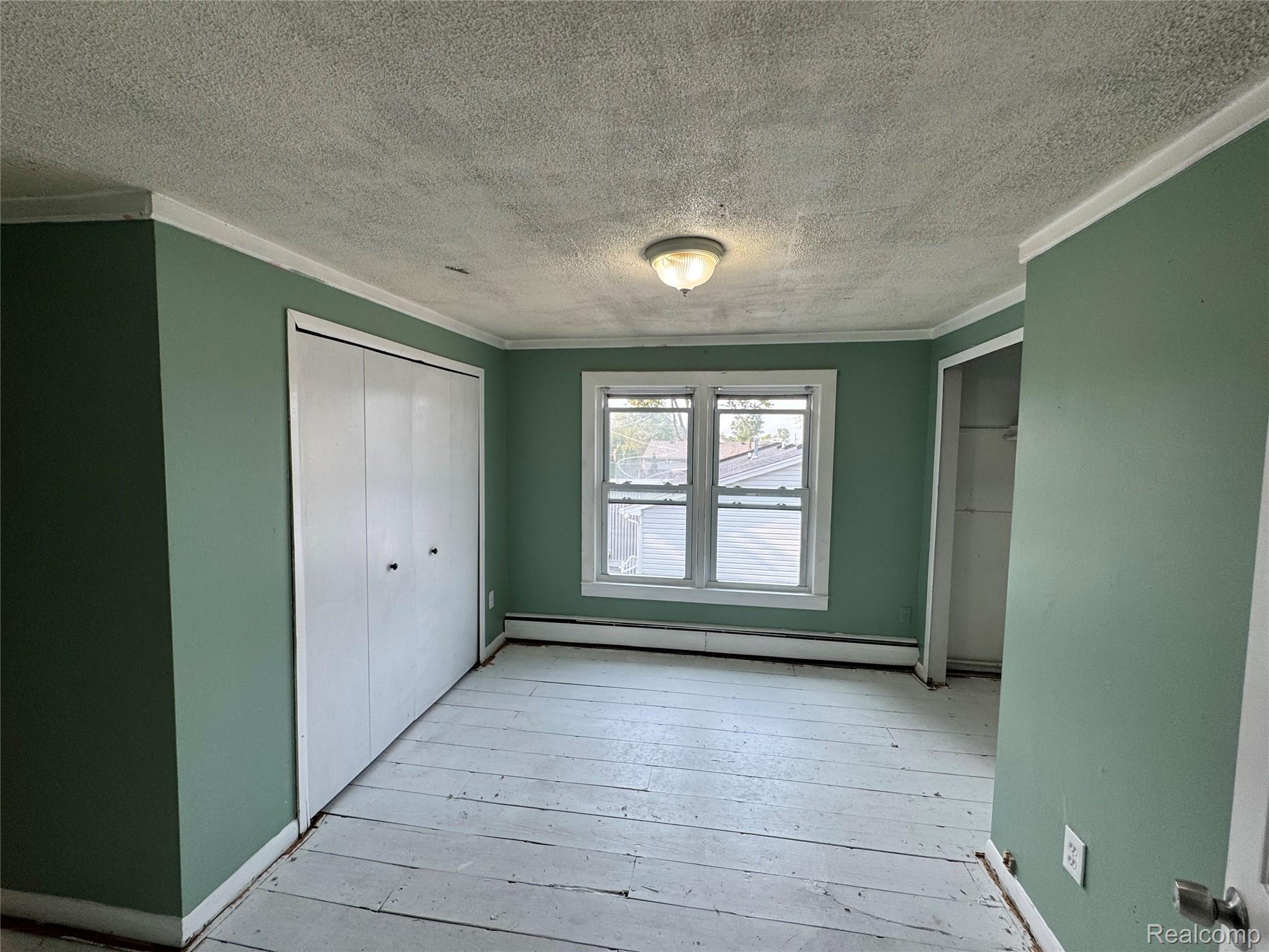39691 Detroit Street Property Photo 12