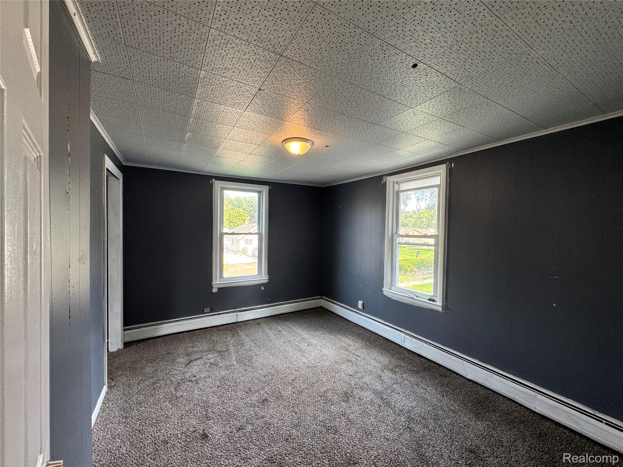 39691 Detroit Street Property Photo 17