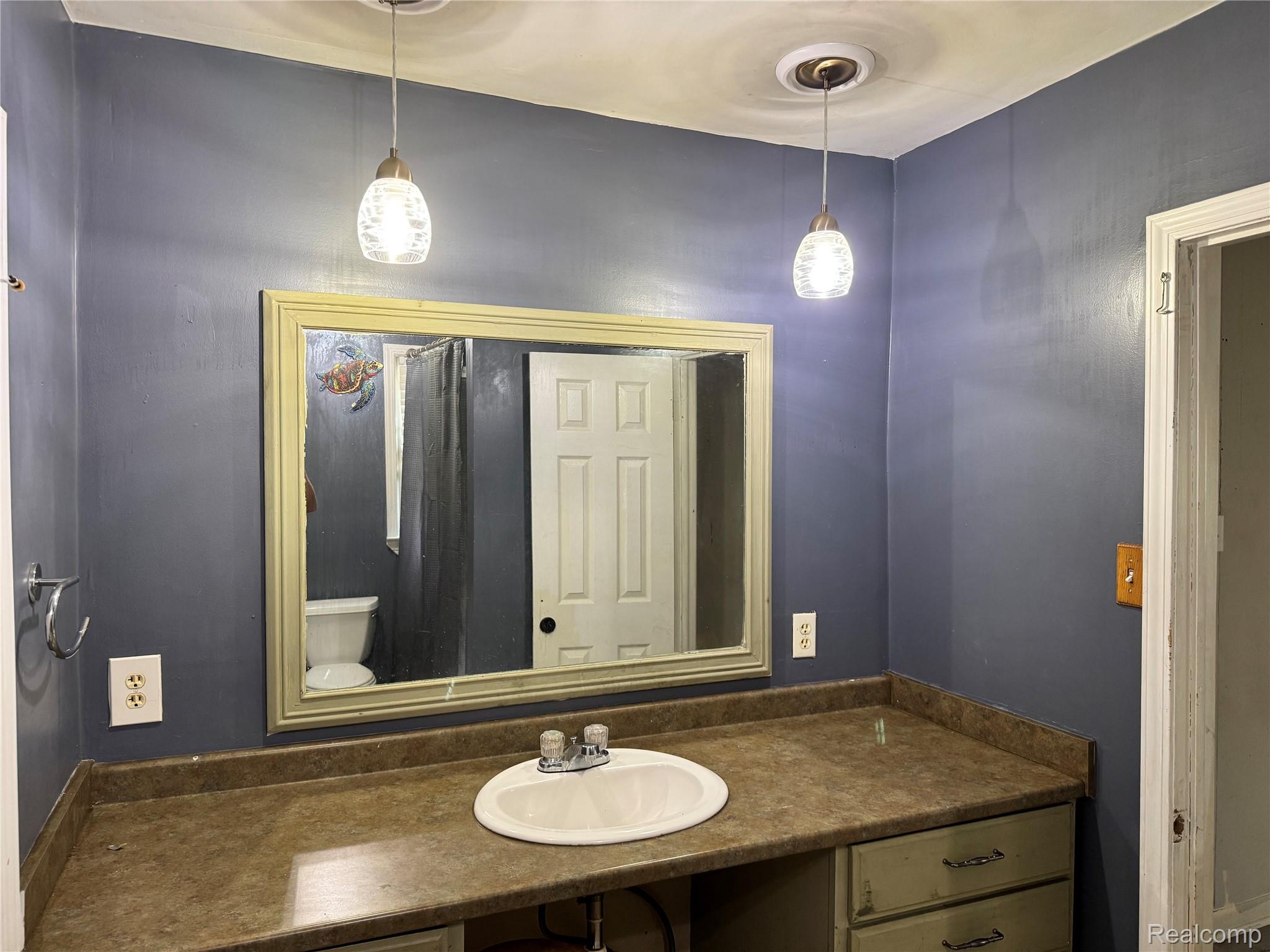 39691 Detroit Street Property Photo 24