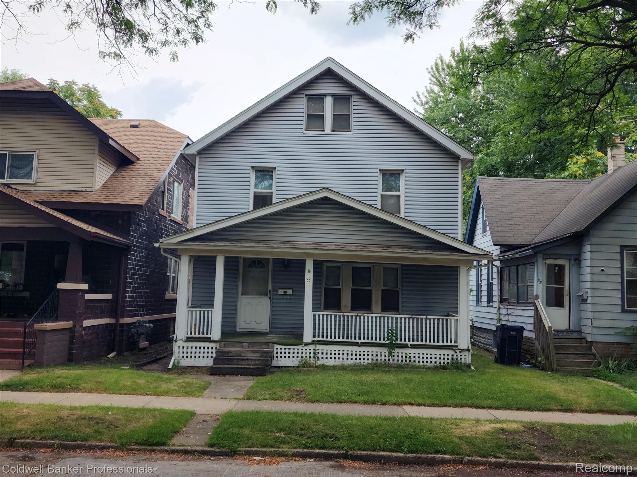 33 Forest Street Property Photo 1
