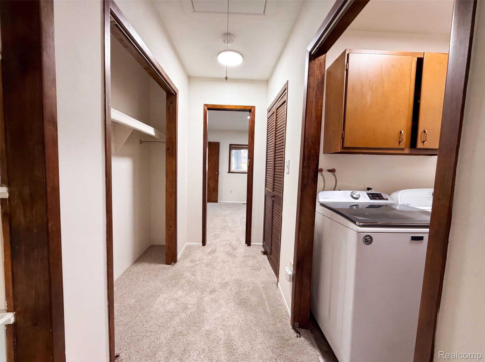 35115 University Street Property Photo 12