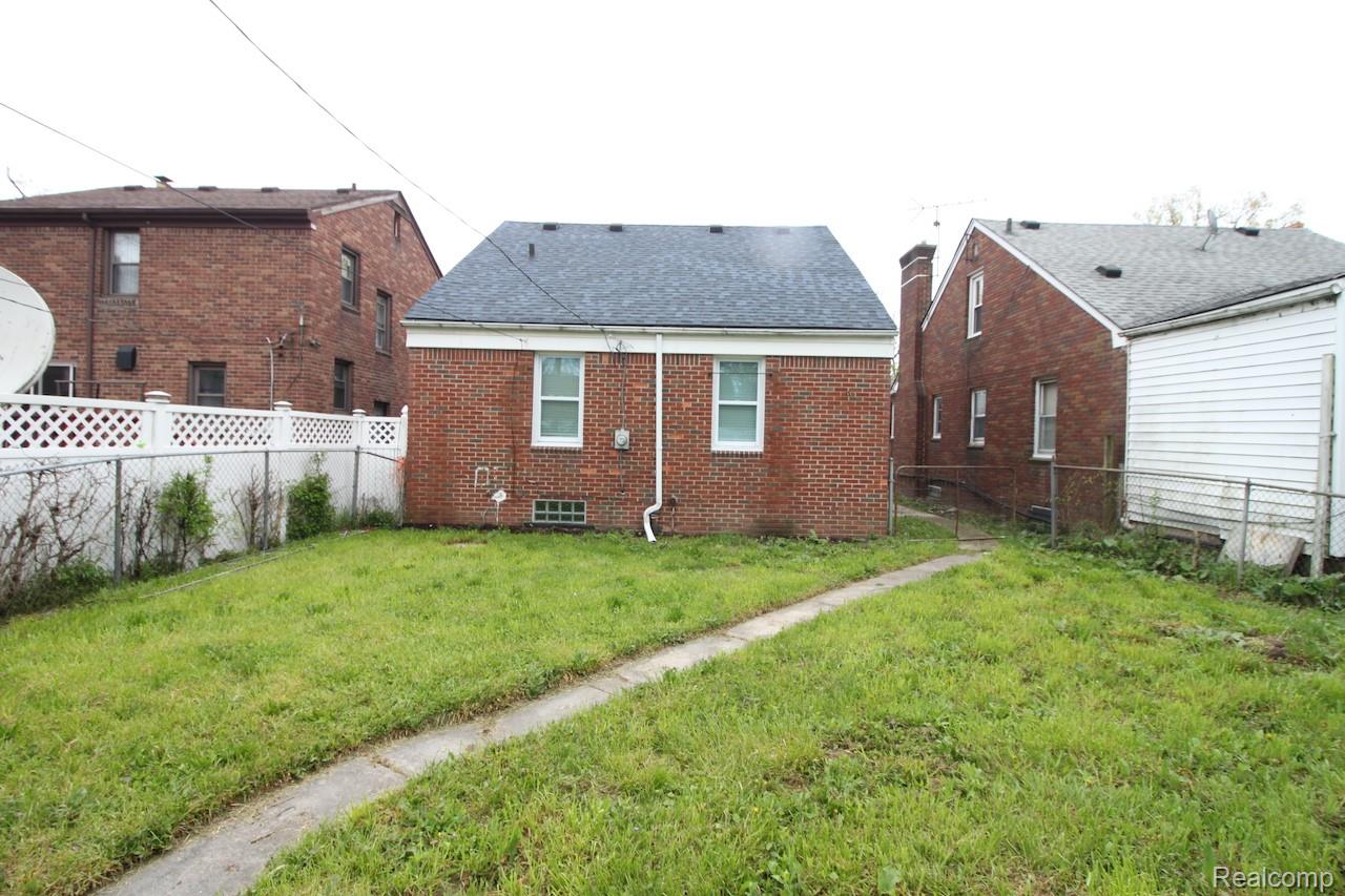 16873 Mansfield Street Property Photo 3