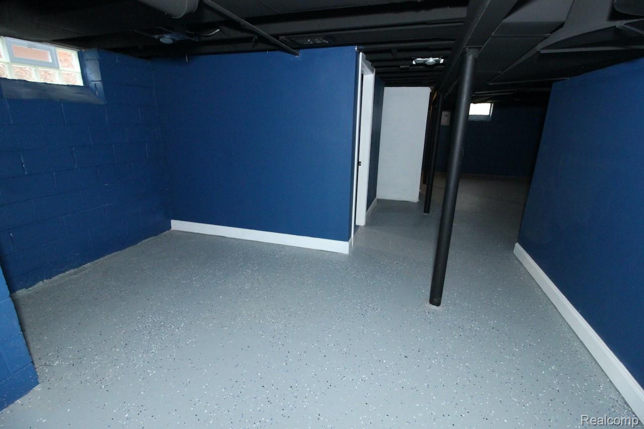 16873 Mansfield Street Property Photo 32