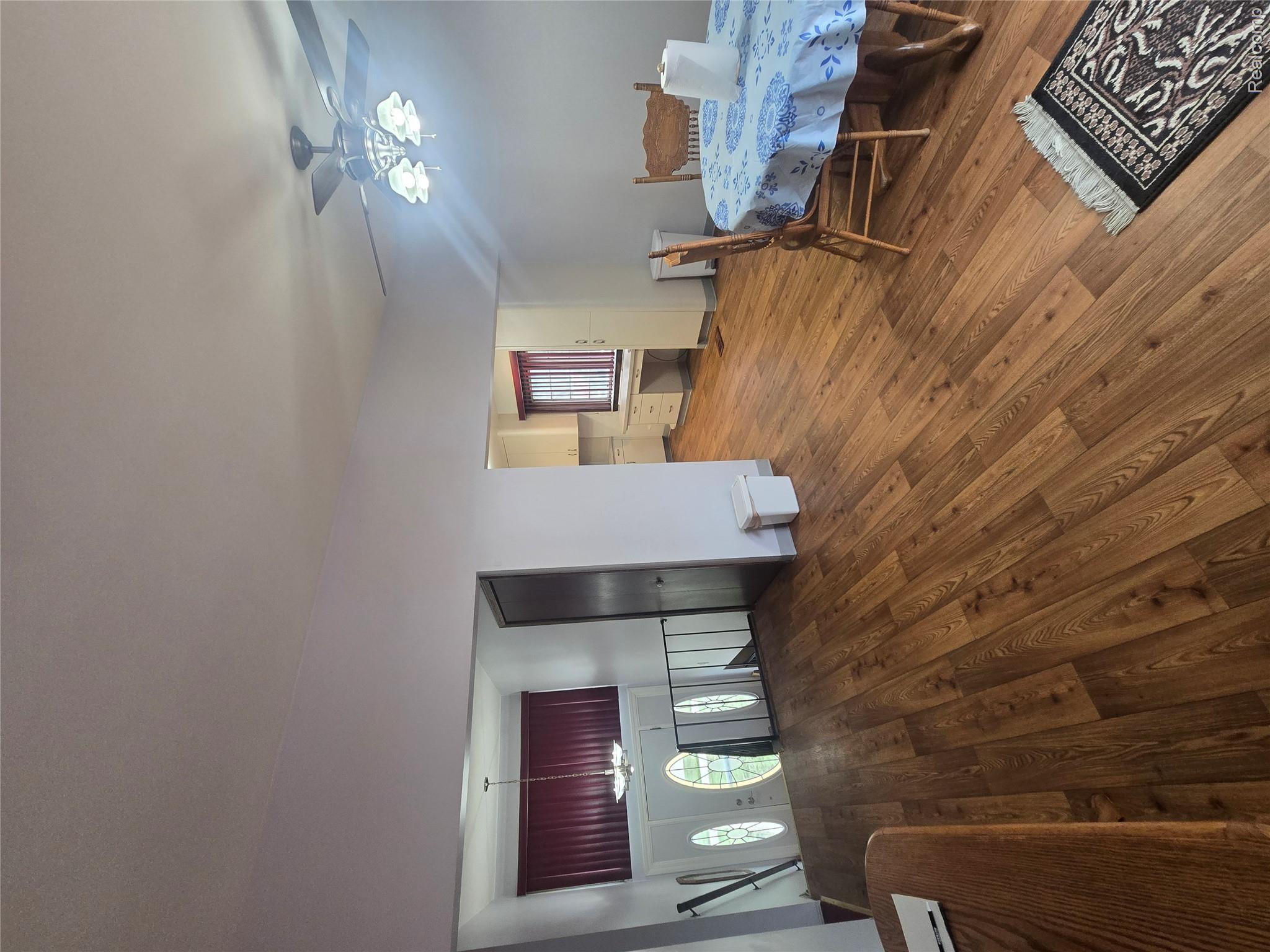 22792 Armstrong Avenue Property Photo 9