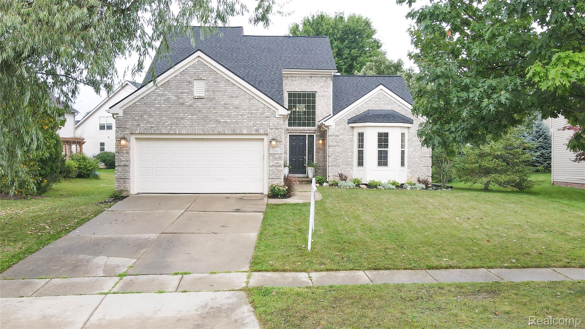 766 Pembroke Drive Property Photo 1