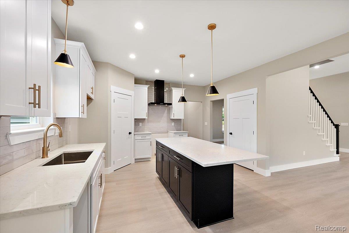 49287 London Bridge Drive Property Photo 16