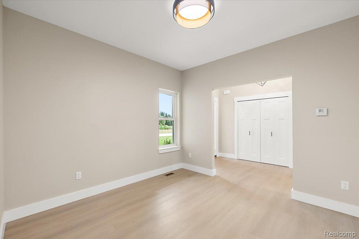 49287 London Bridge Drive Property Photo 26
