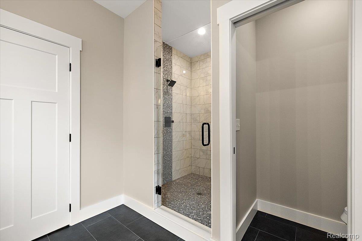 49287 London Bridge Drive Property Photo 35
