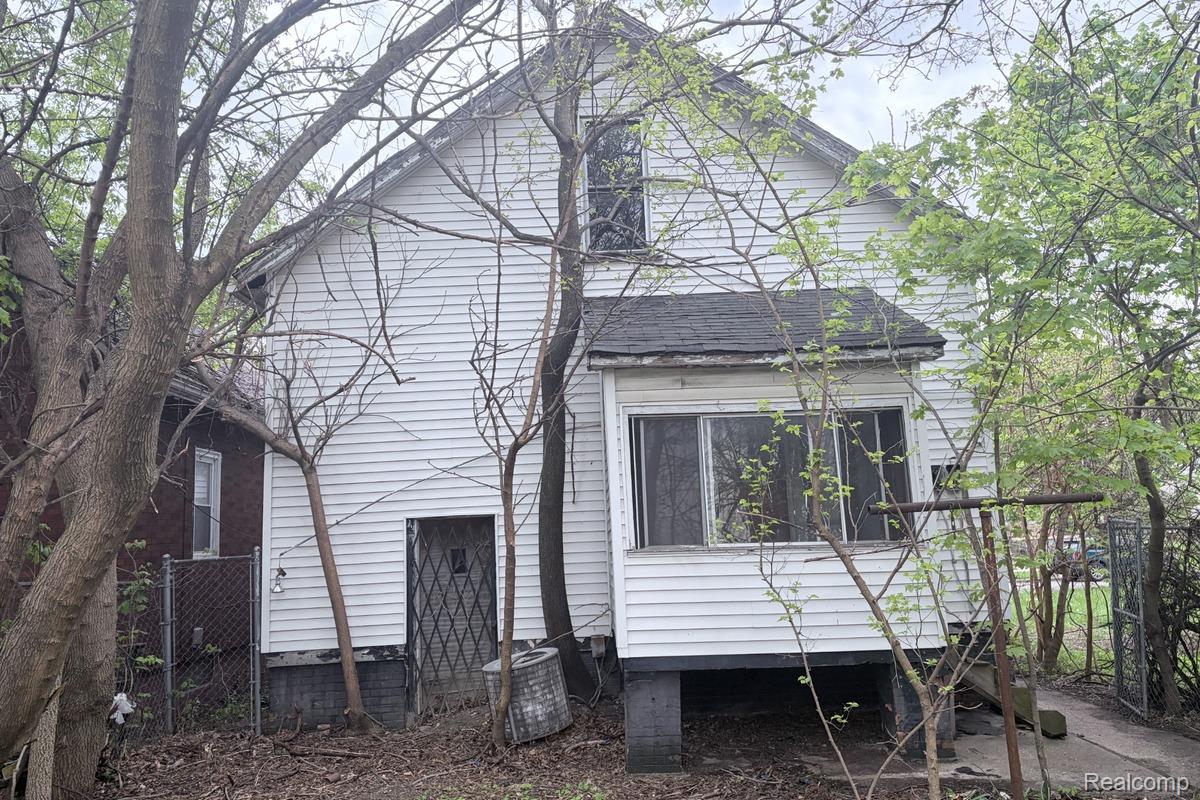 10449 Sterritt Street Property Photo 4