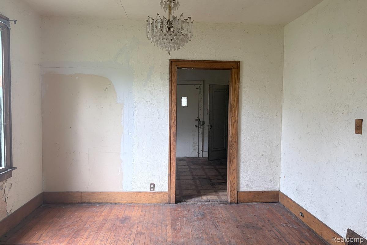 10449 Sterritt Street Property Photo 6