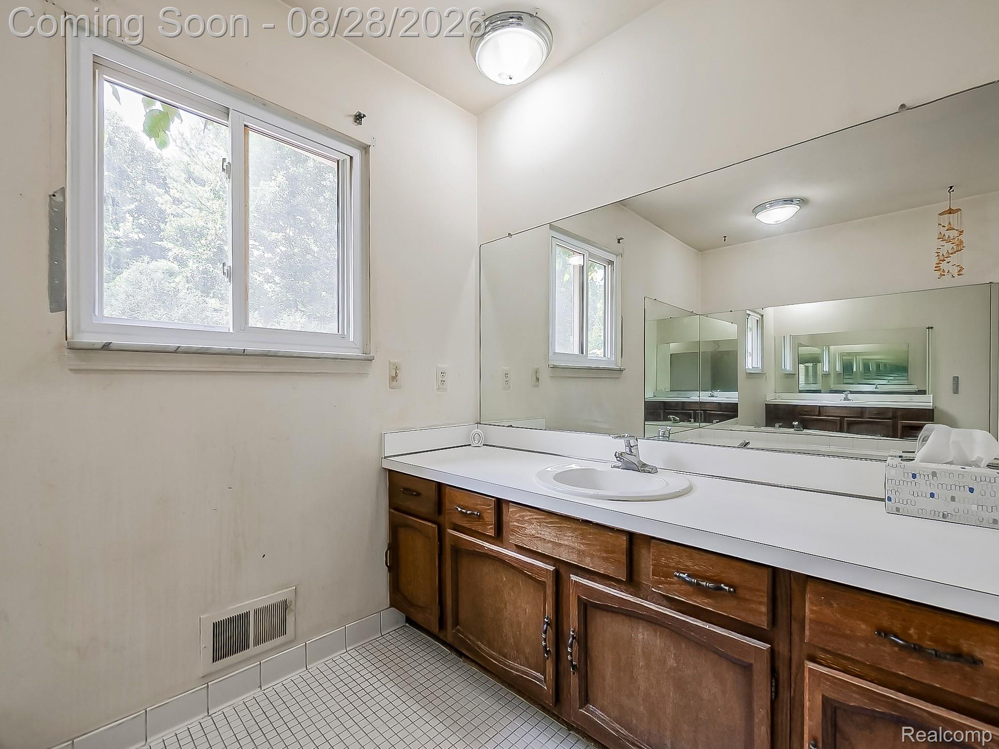 6052 Glen Eagles Drive Property Photo 18