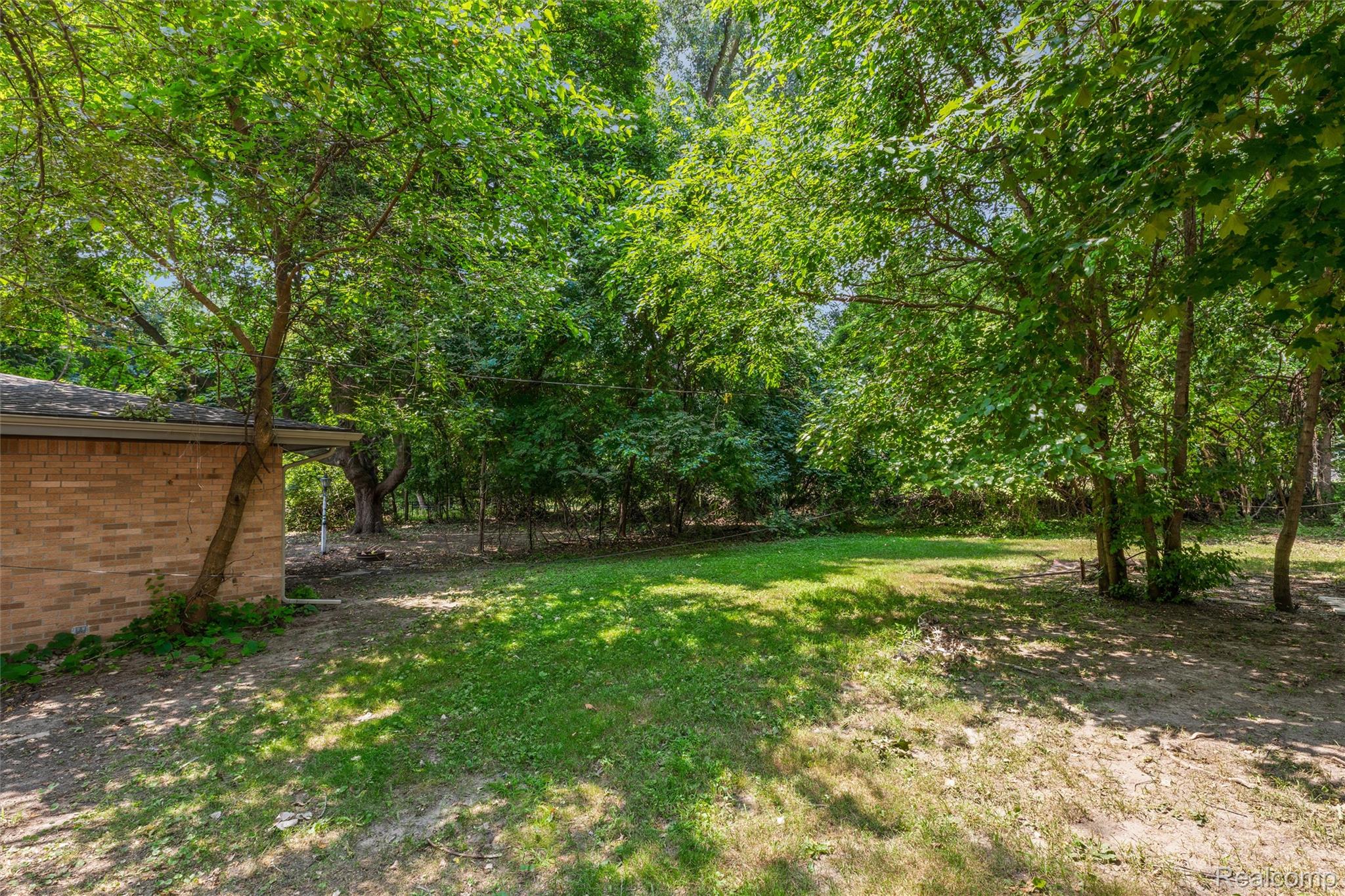 26261 La Muera Street Property Photo 4