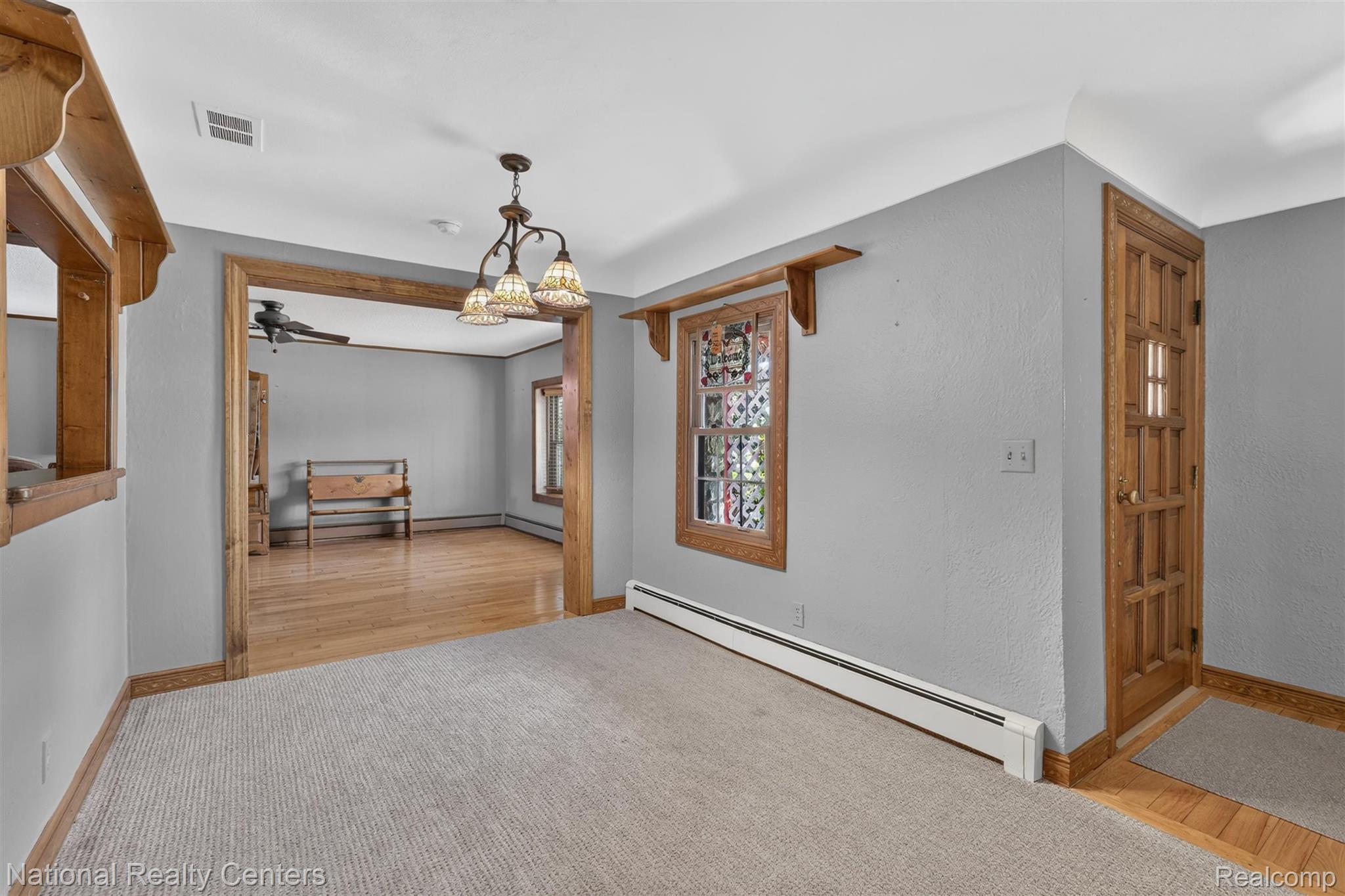 127 W Albain Road Property Photo 6