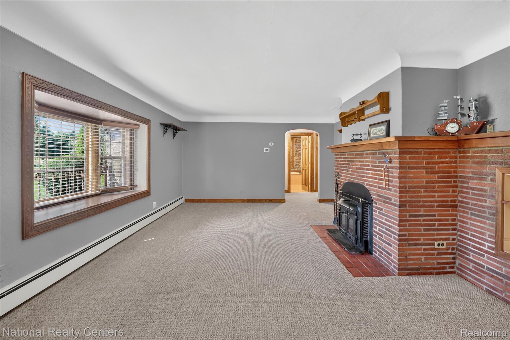 127 W Albain Road Property Photo 10