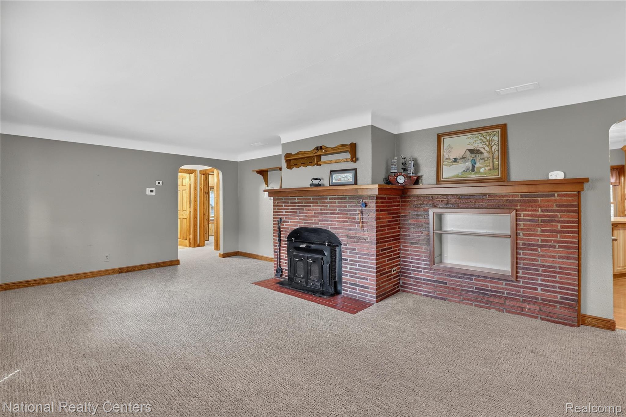127 W Albain Road Property Photo 11