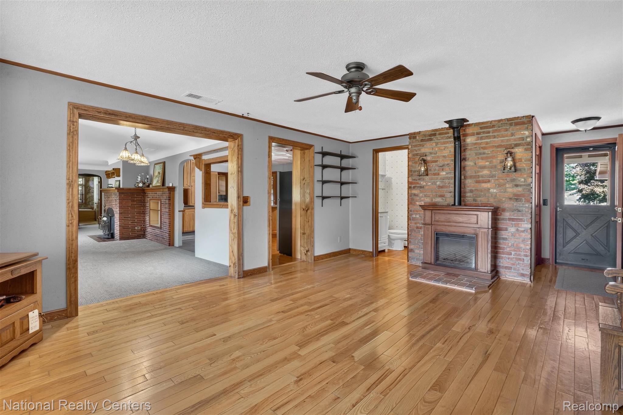 127 W Albain Road Property Photo 14