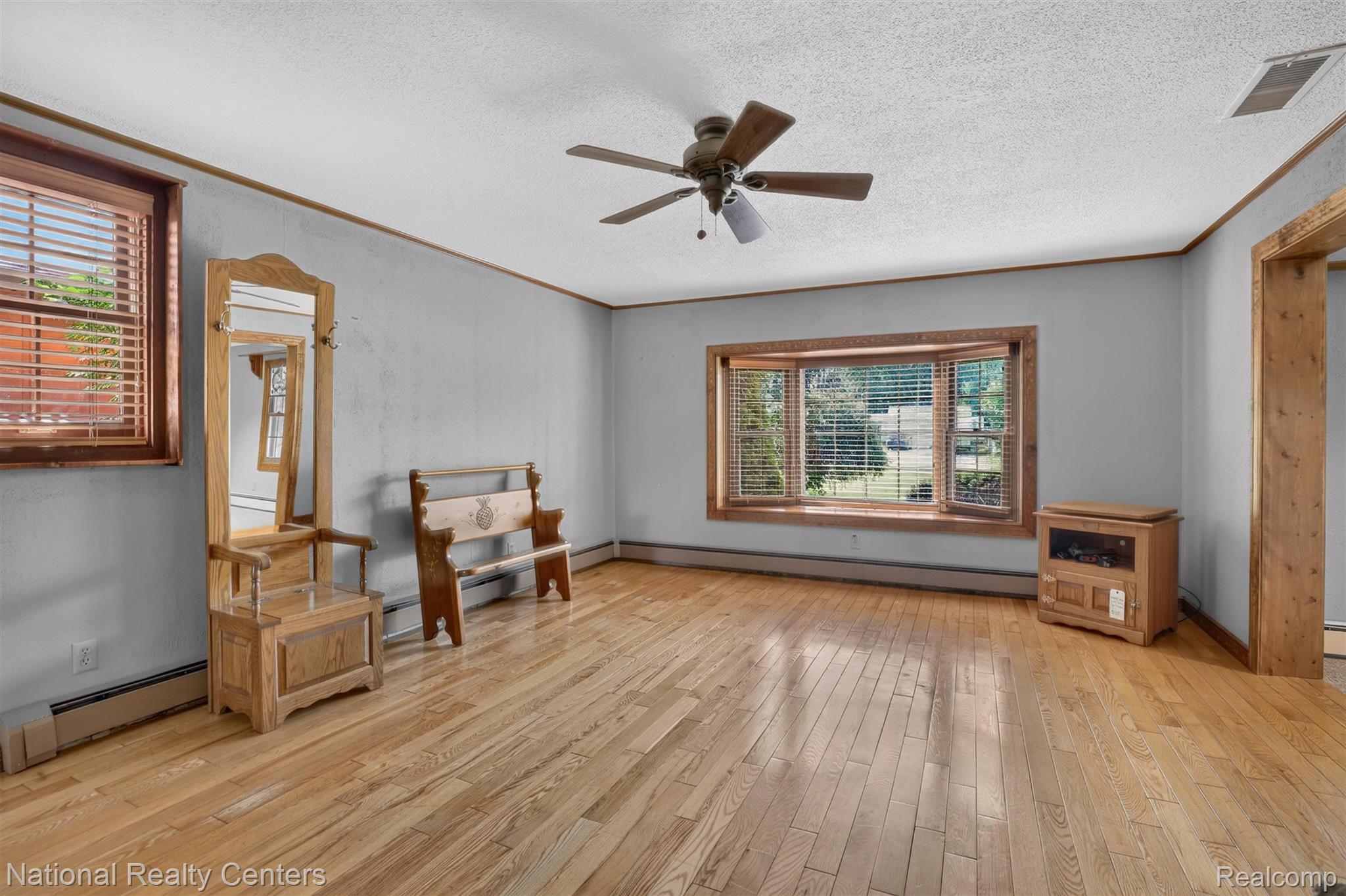 127 W Albain Road Property Photo 17