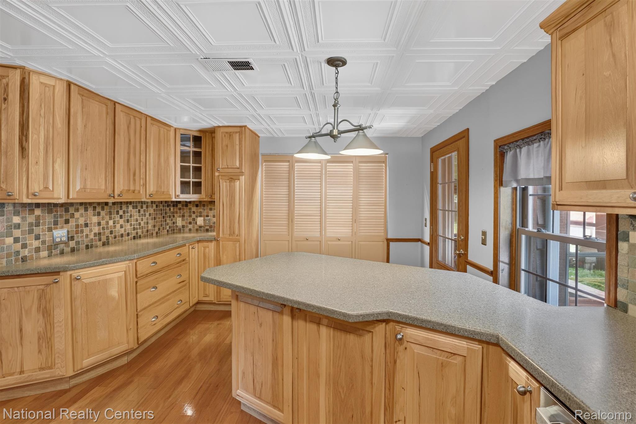 127 W Albain Road Property Photo 30