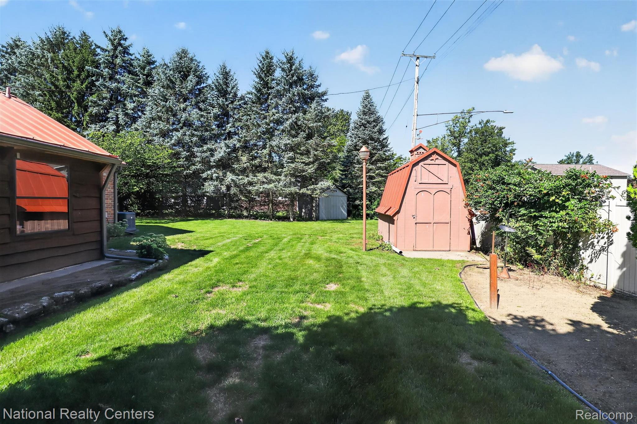 127 W Albain Road Property Photo 57