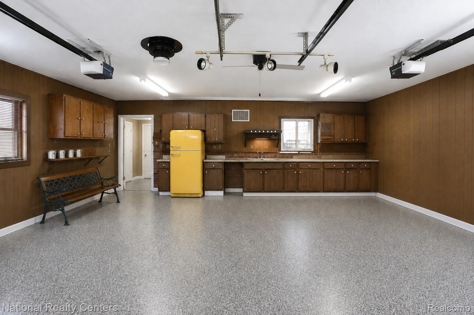 127 W Albain Road Property Photo 61